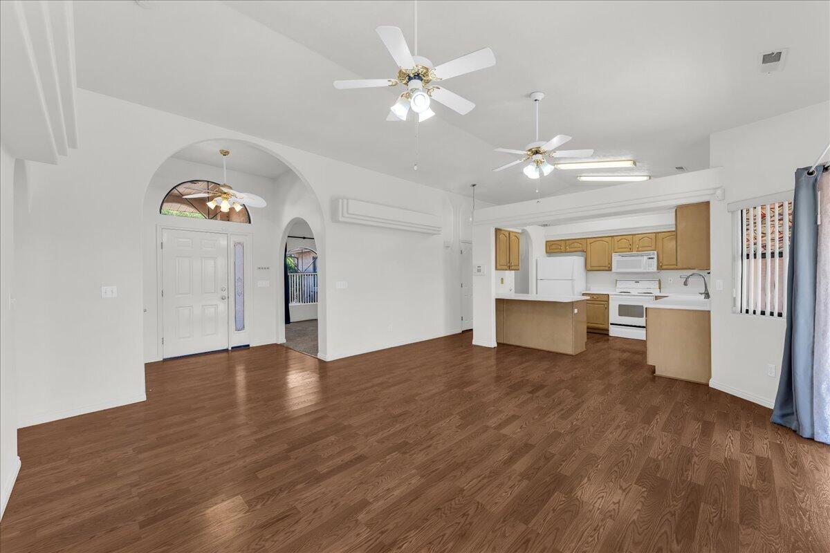 GREEN ACRES - Residential