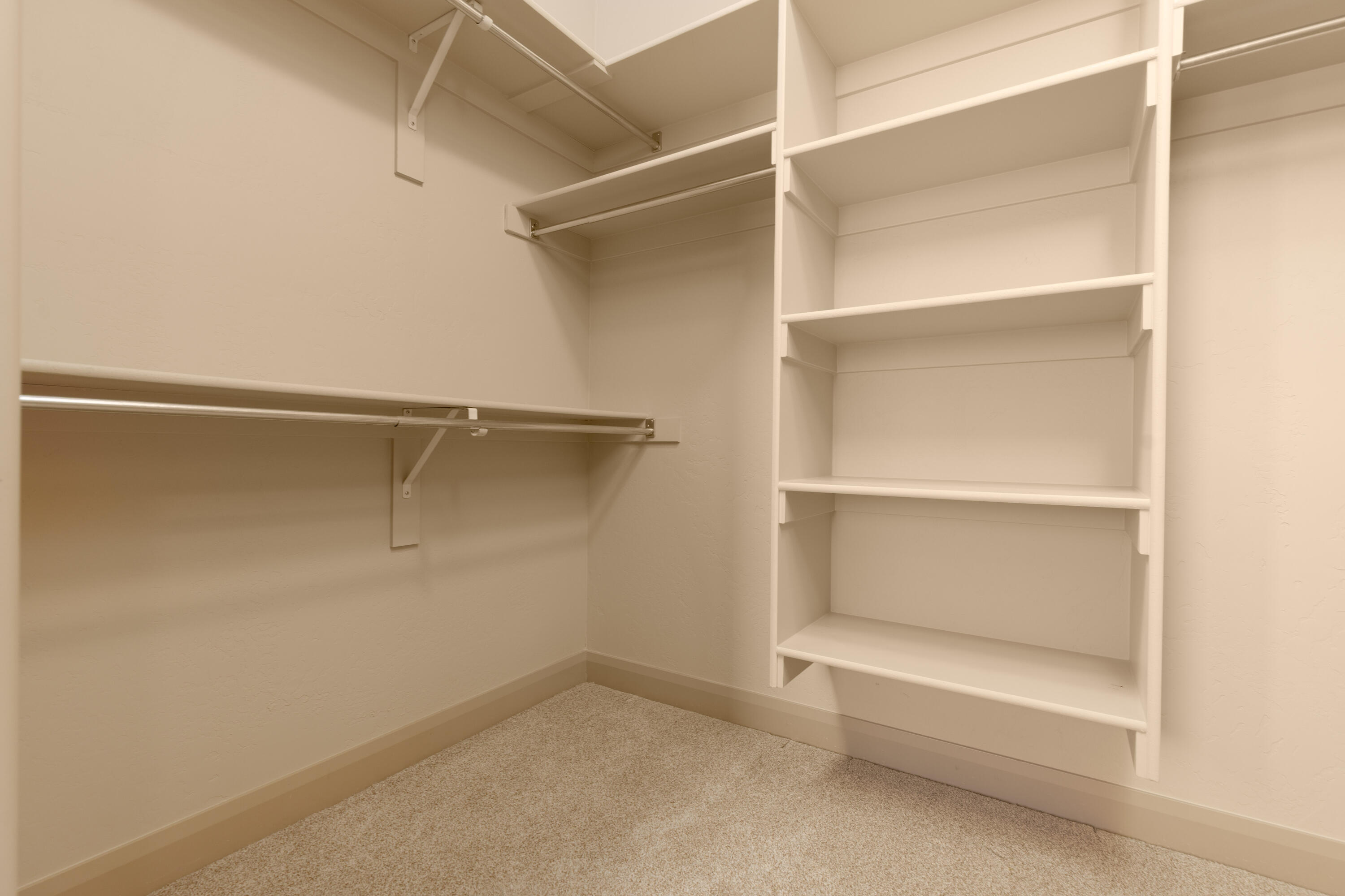 HERITAGE FIELDS - Residential