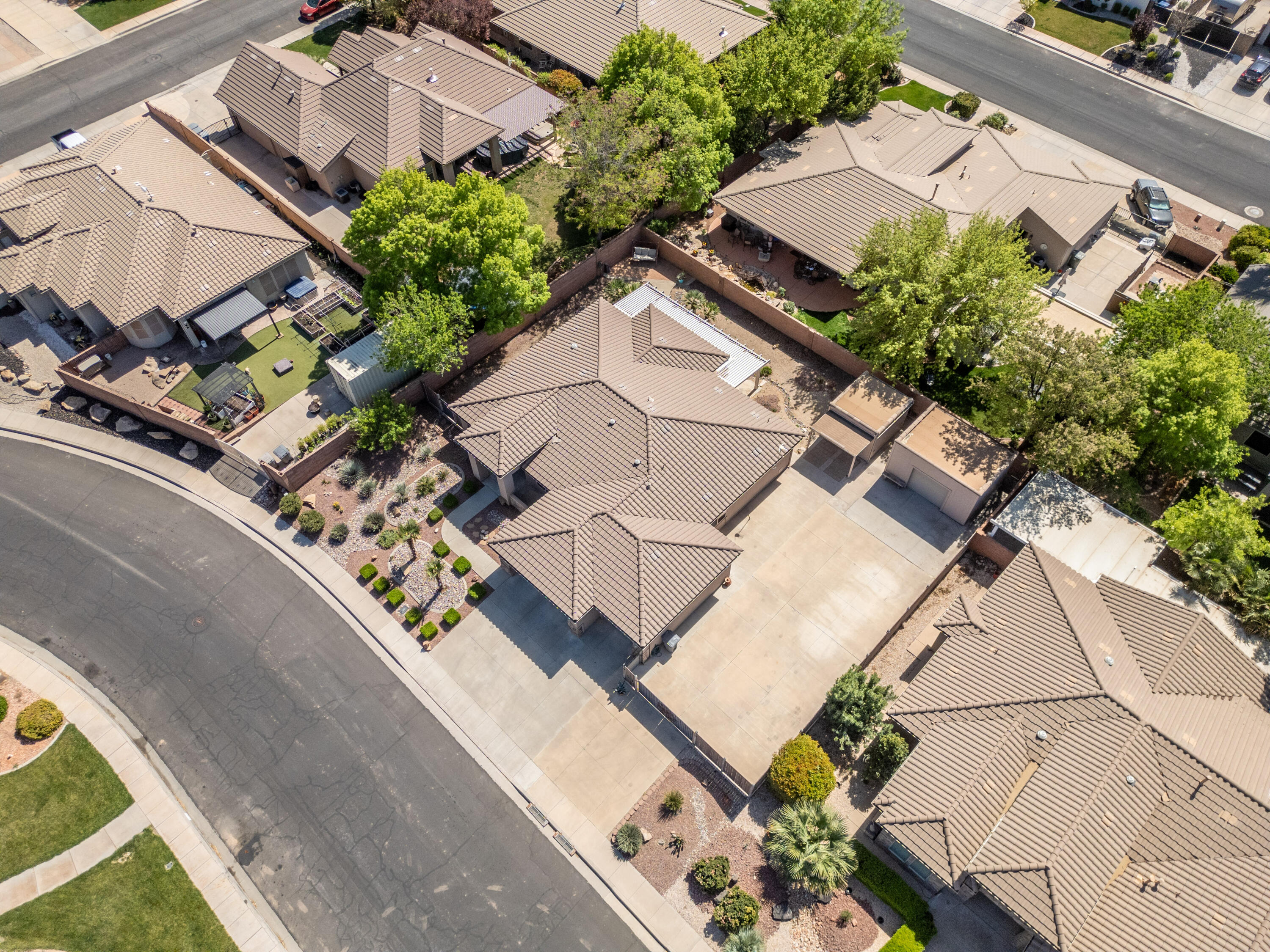 HERITAGE FIELDS - Residential