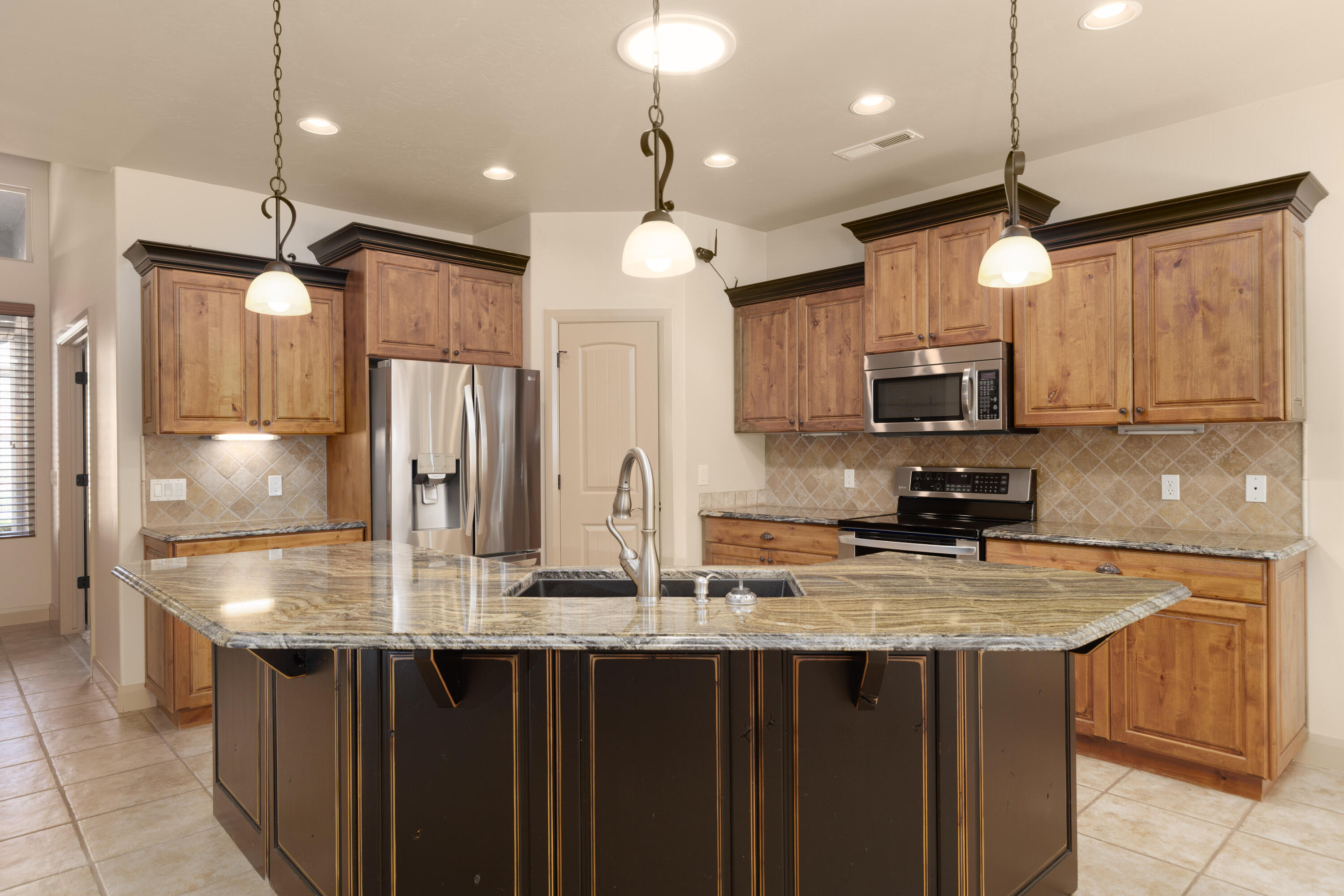 HERITAGE FIELDS - Residential