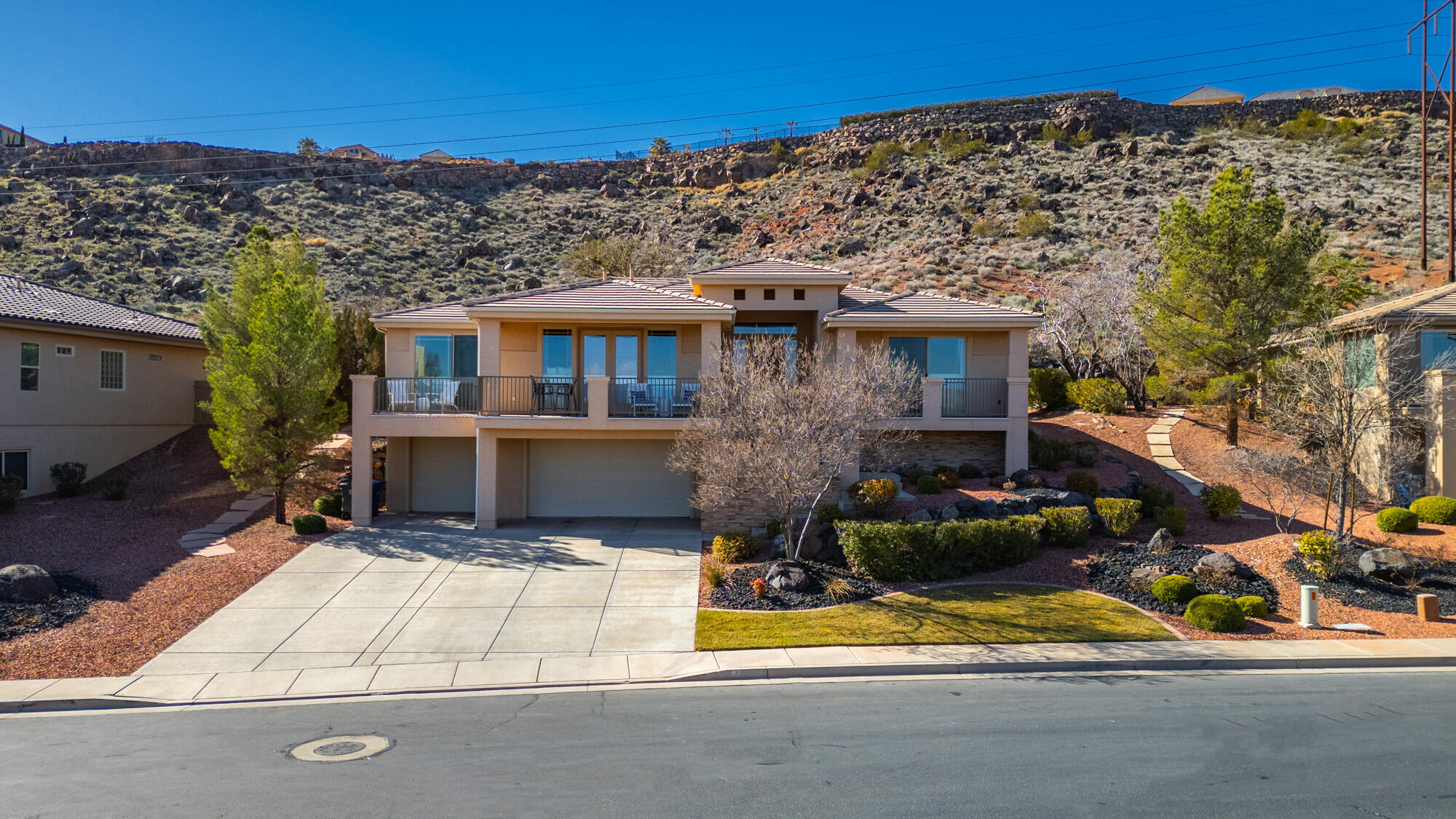 PRIMROSE POINT - Residential