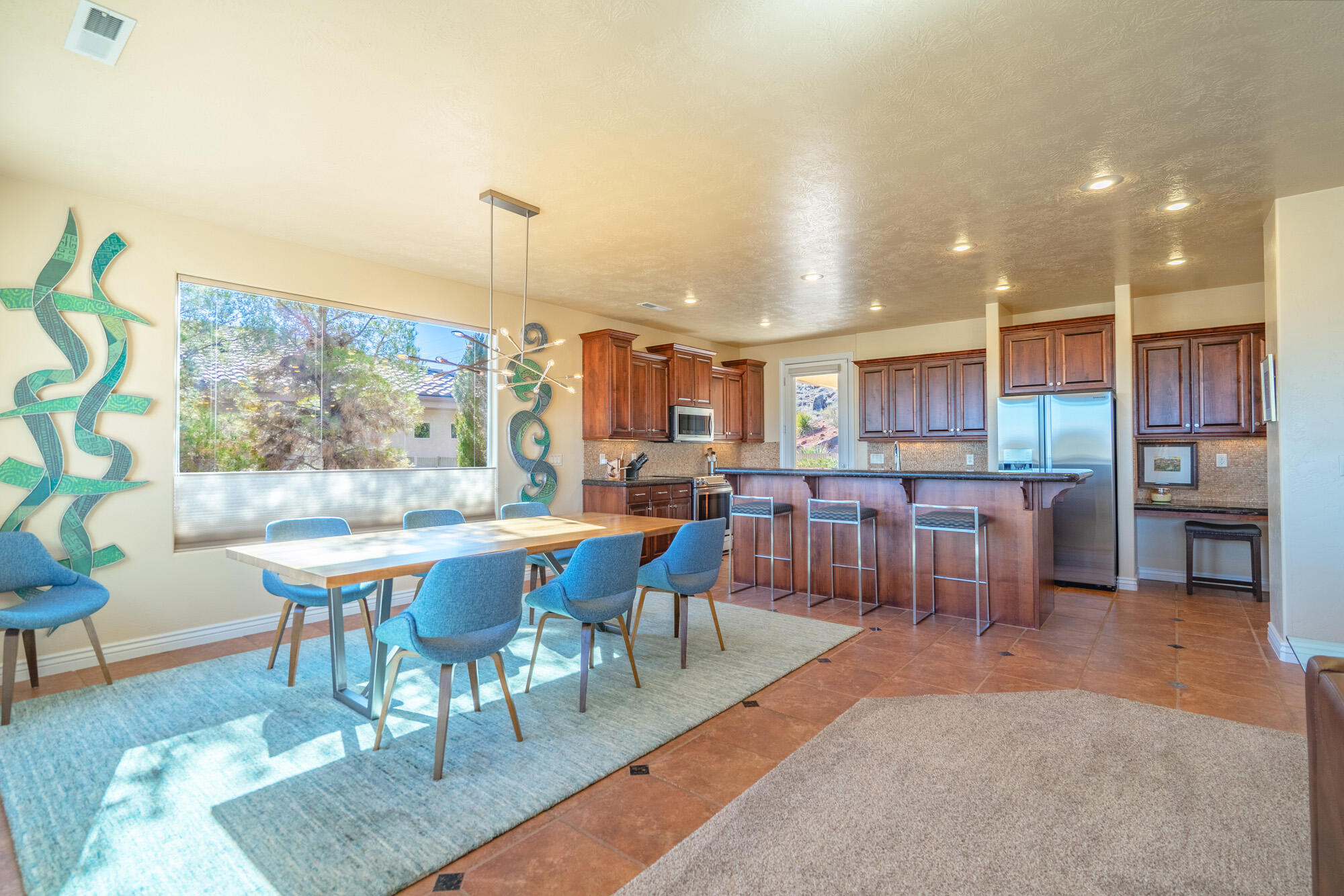 PRIMROSE POINT - Residential