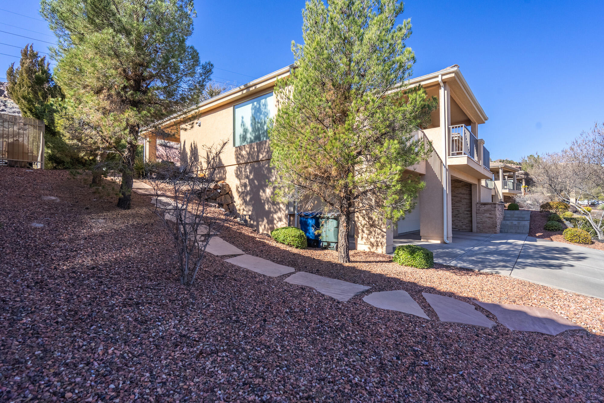 PRIMROSE POINT - Residential