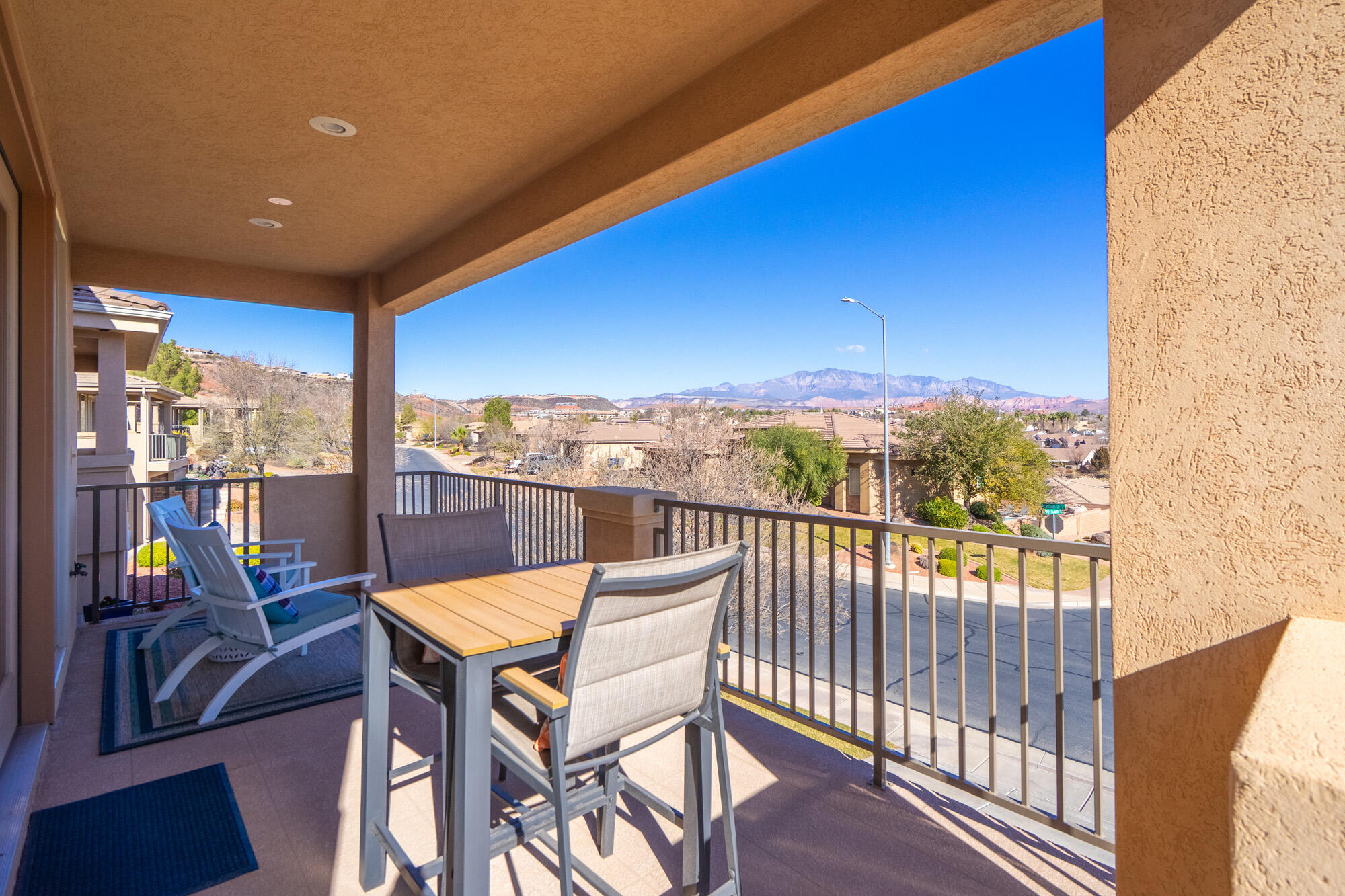 PRIMROSE POINT - Residential