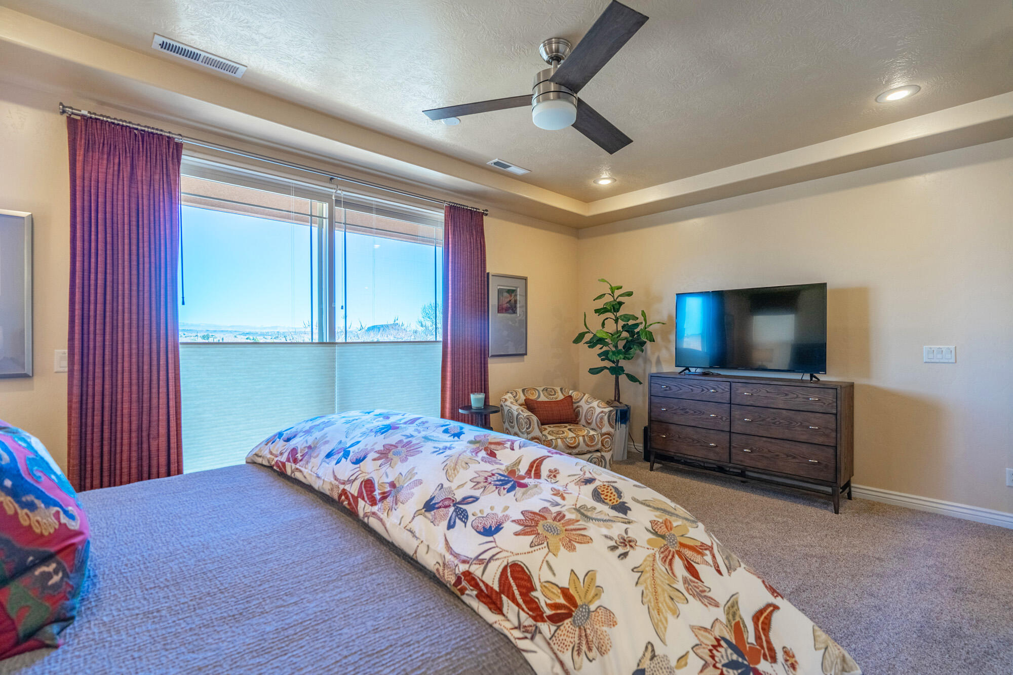 PRIMROSE POINT - Residential