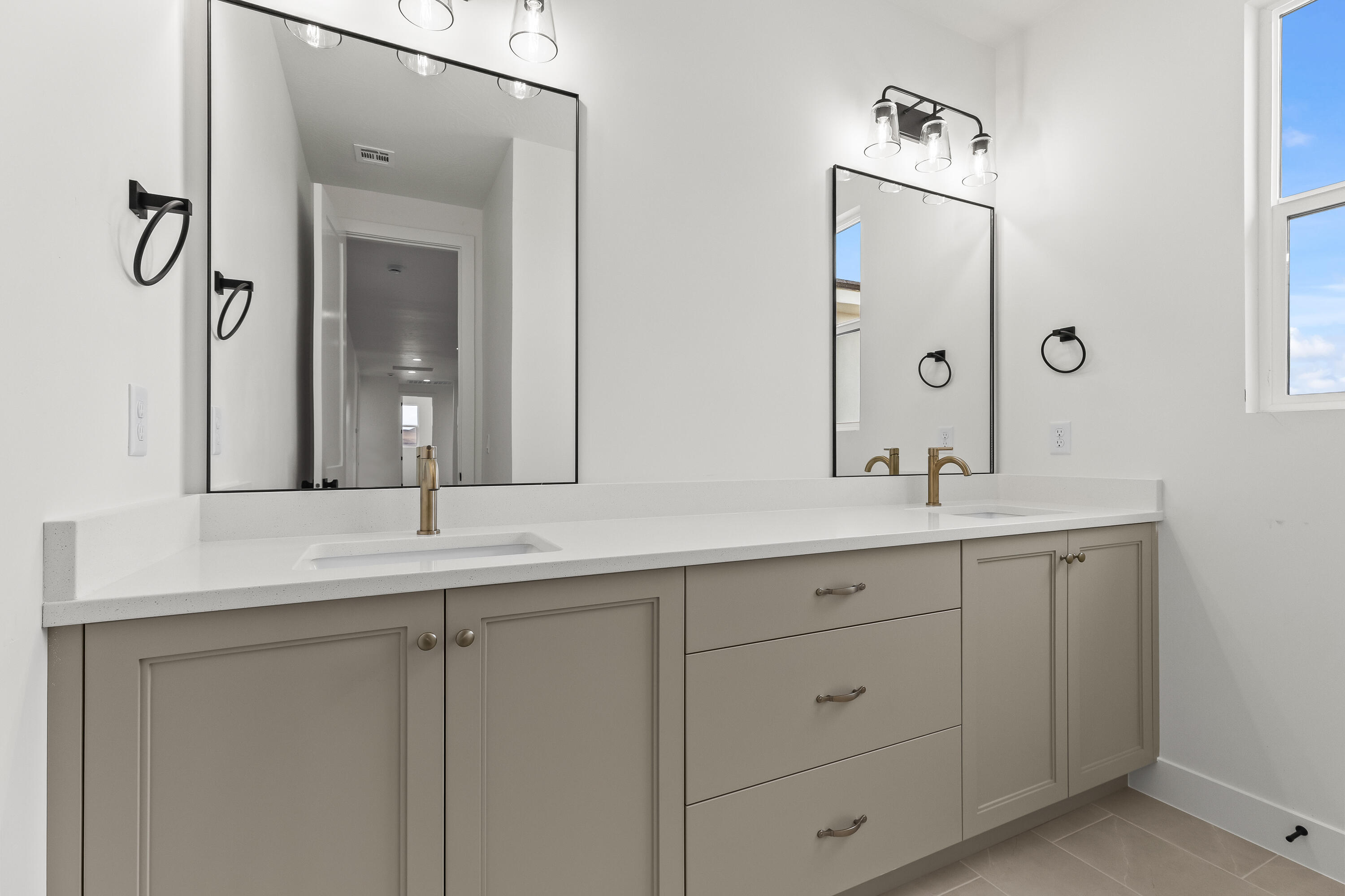 RED SANDS AT DESERT SANDS - Residential