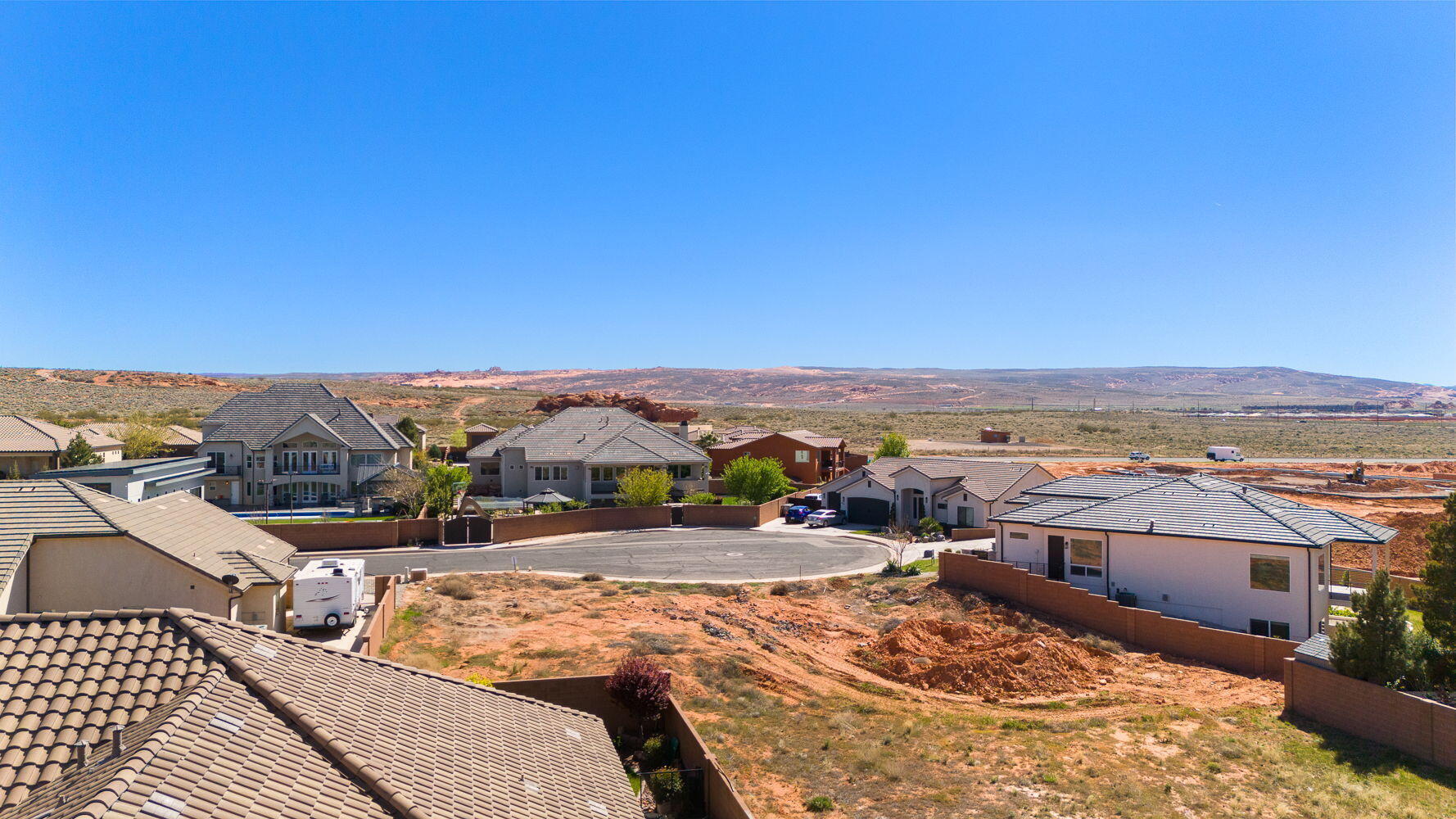 DIXIE SPRINGS - Land