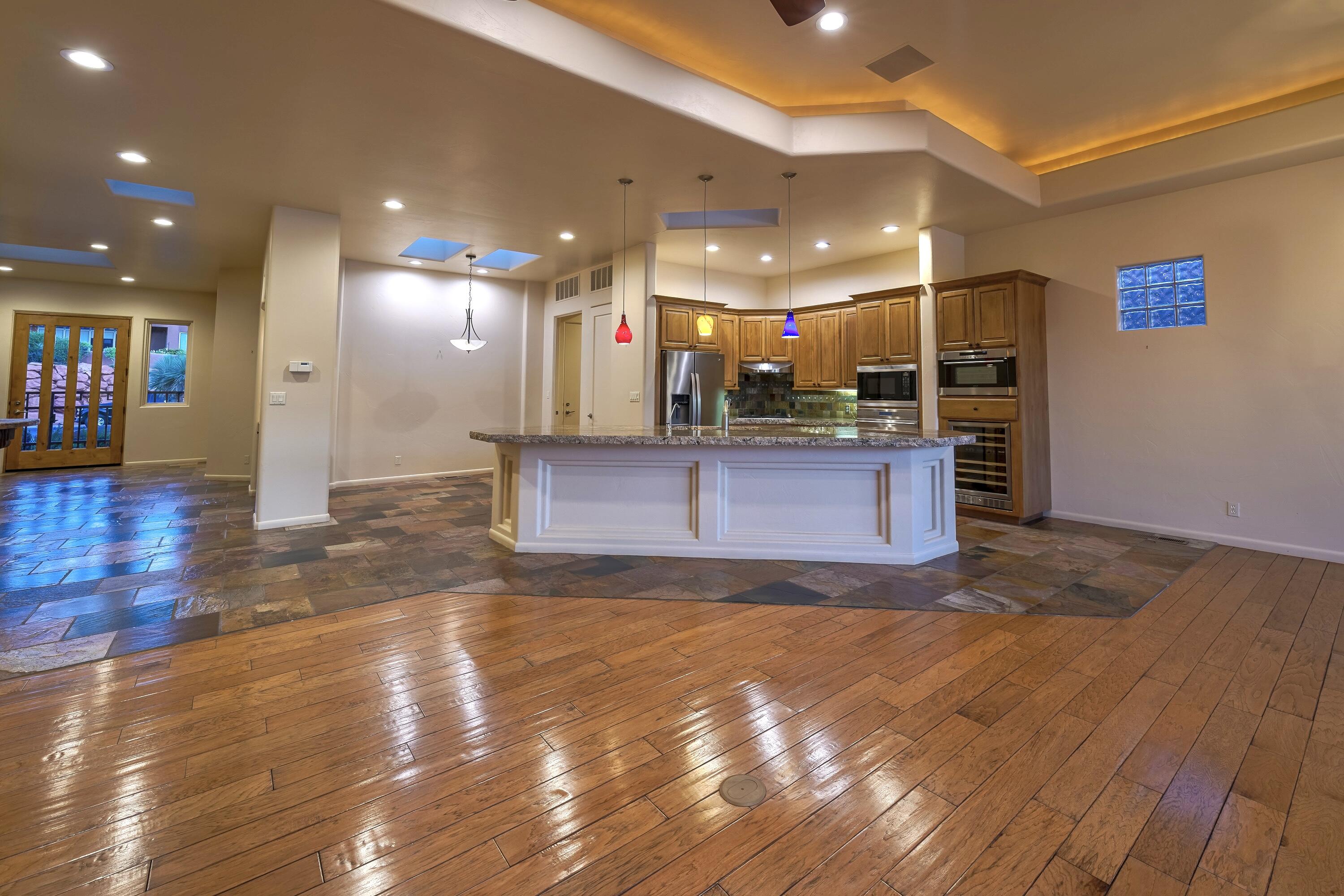 KACHINA SPRINGS AT ENTRADA - Residential
