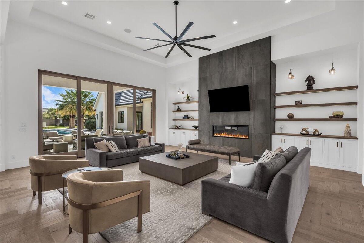 MEADOW VALLEY FARMS - Residential