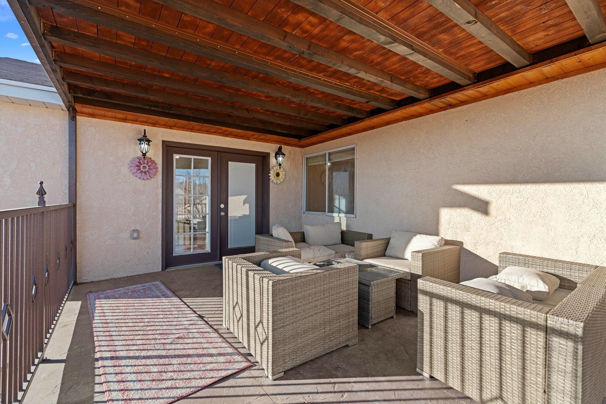 CANYON RIDGE - Residential