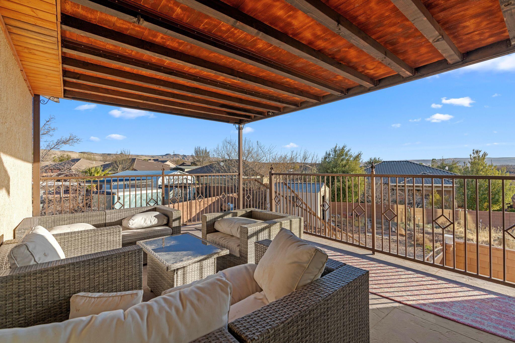 CANYON RIDGE - Residential