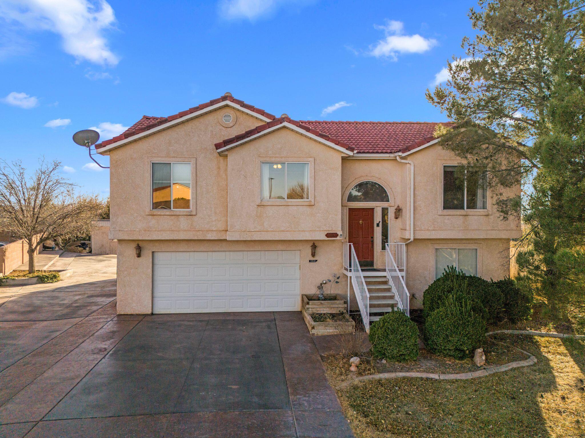 CANYON RIDGE - Residential