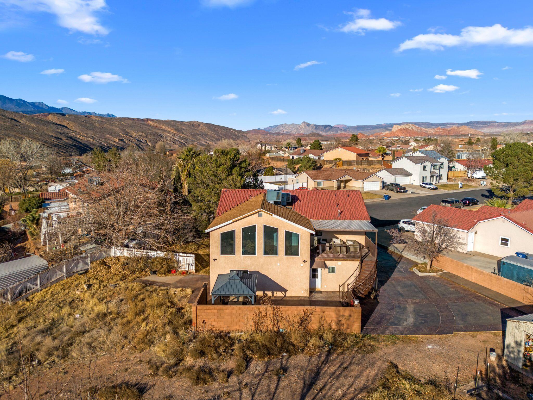 CANYON RIDGE - Residential