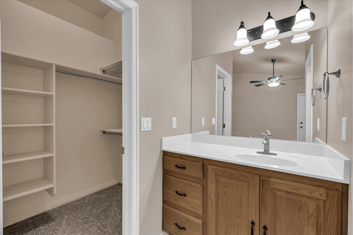 RIDGEPOINTE - Residential