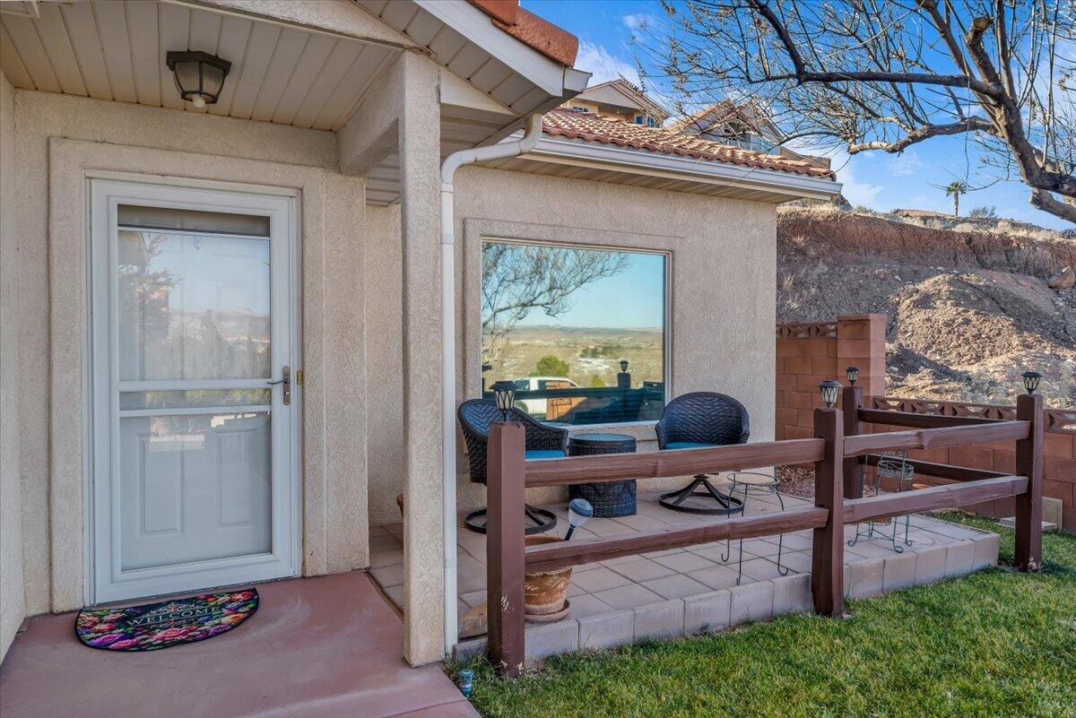 RIDGEPOINTE - Residential