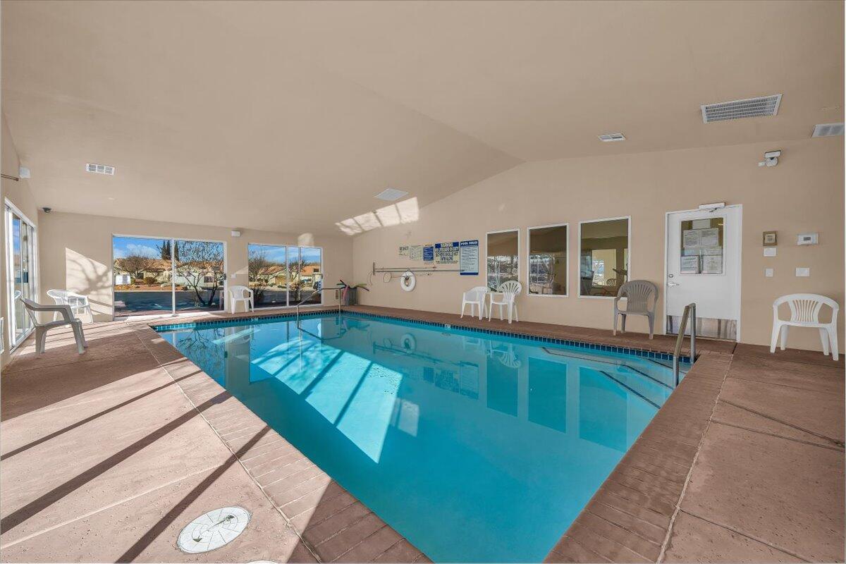 RIDGEPOINTE - Residential