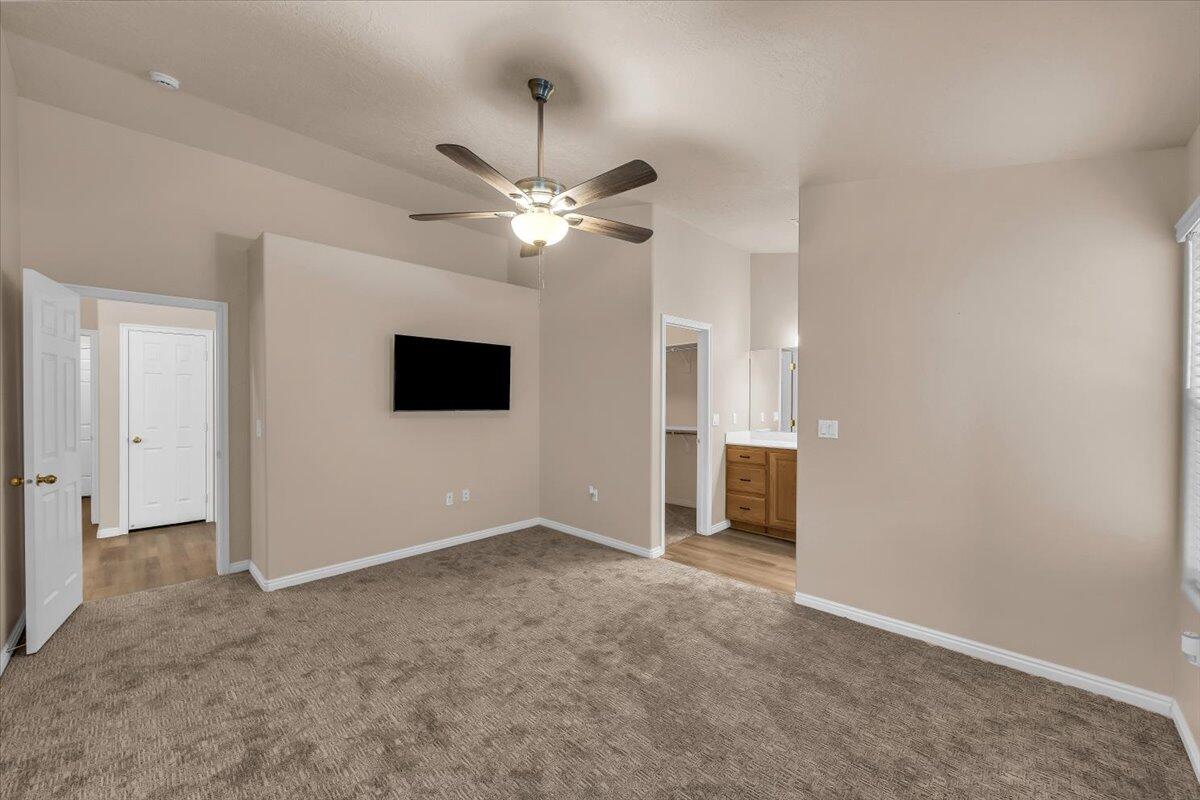 RIDGEPOINTE - Residential