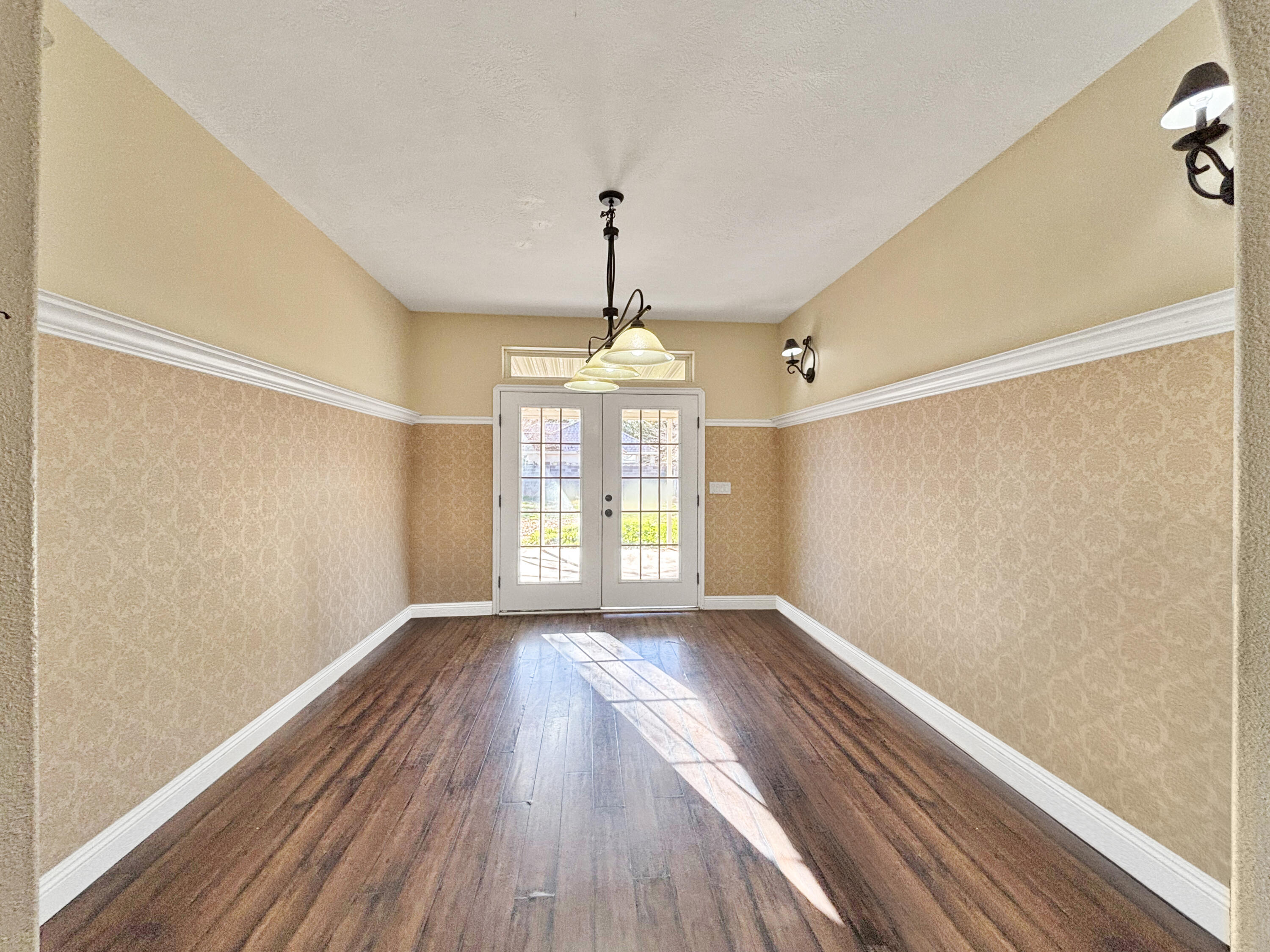 PINE VIEW ESTATES - Residential