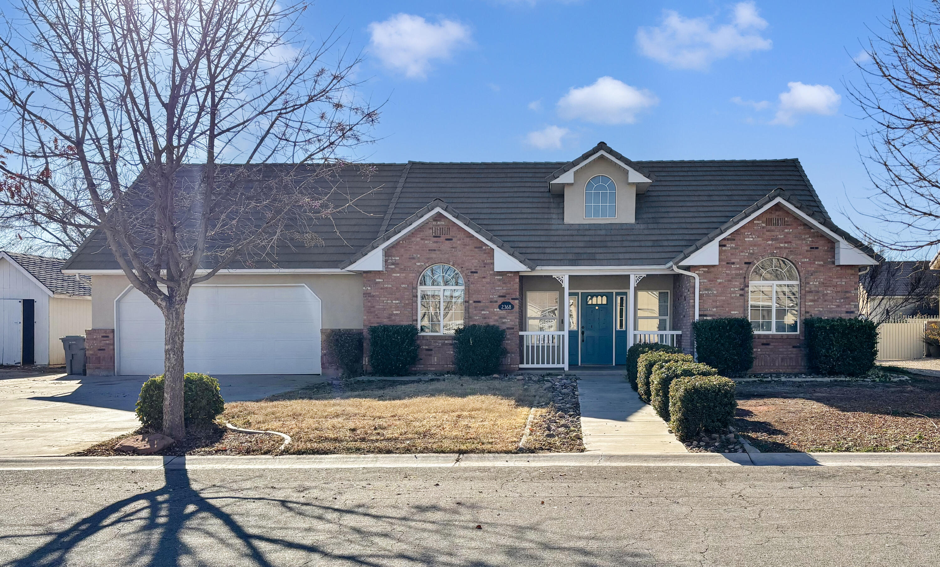 PINE VIEW ESTATES - Residential