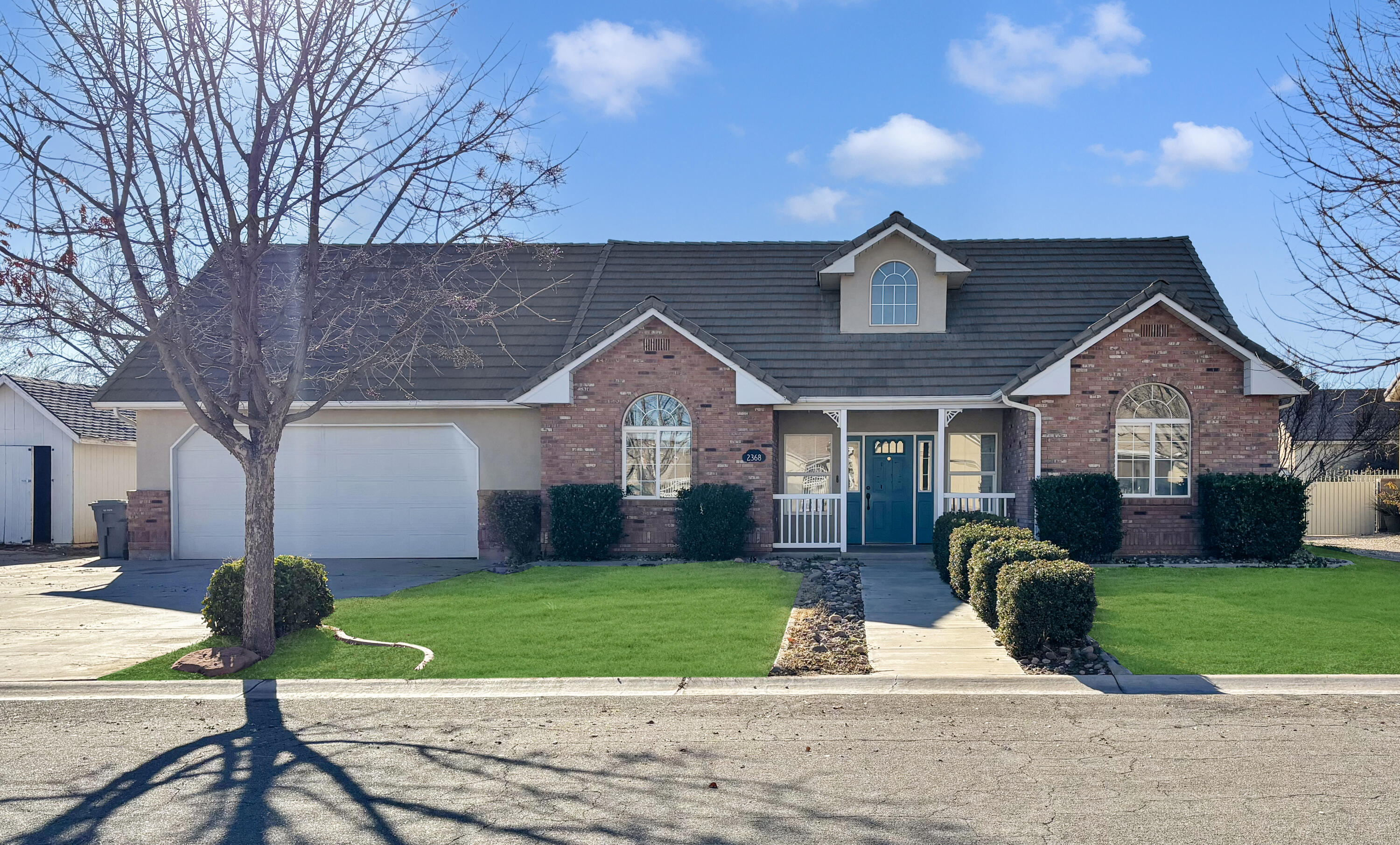 PINE VIEW ESTATES - Residential