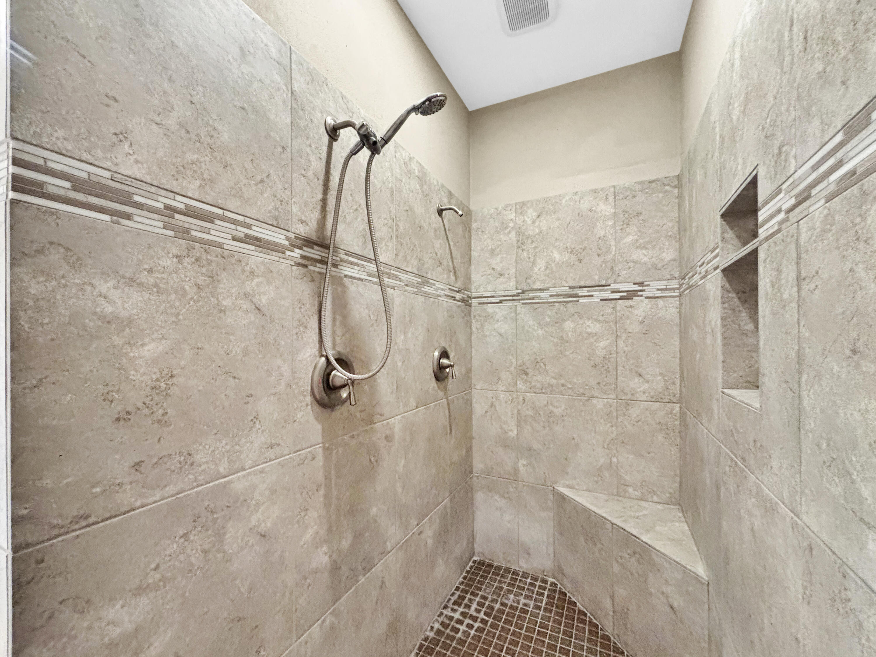 PINE VIEW ESTATES - Residential