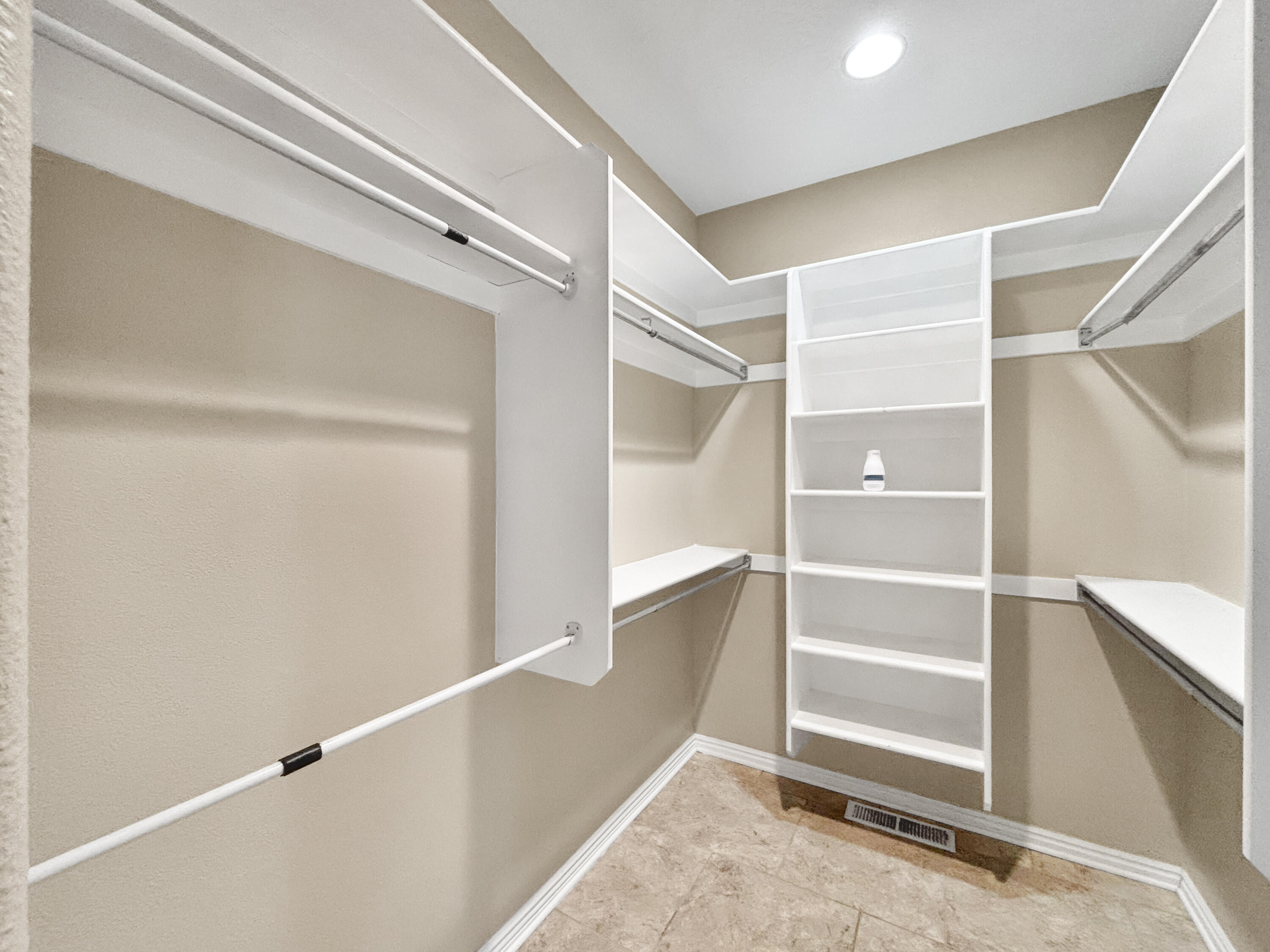 PINE VIEW ESTATES - Residential