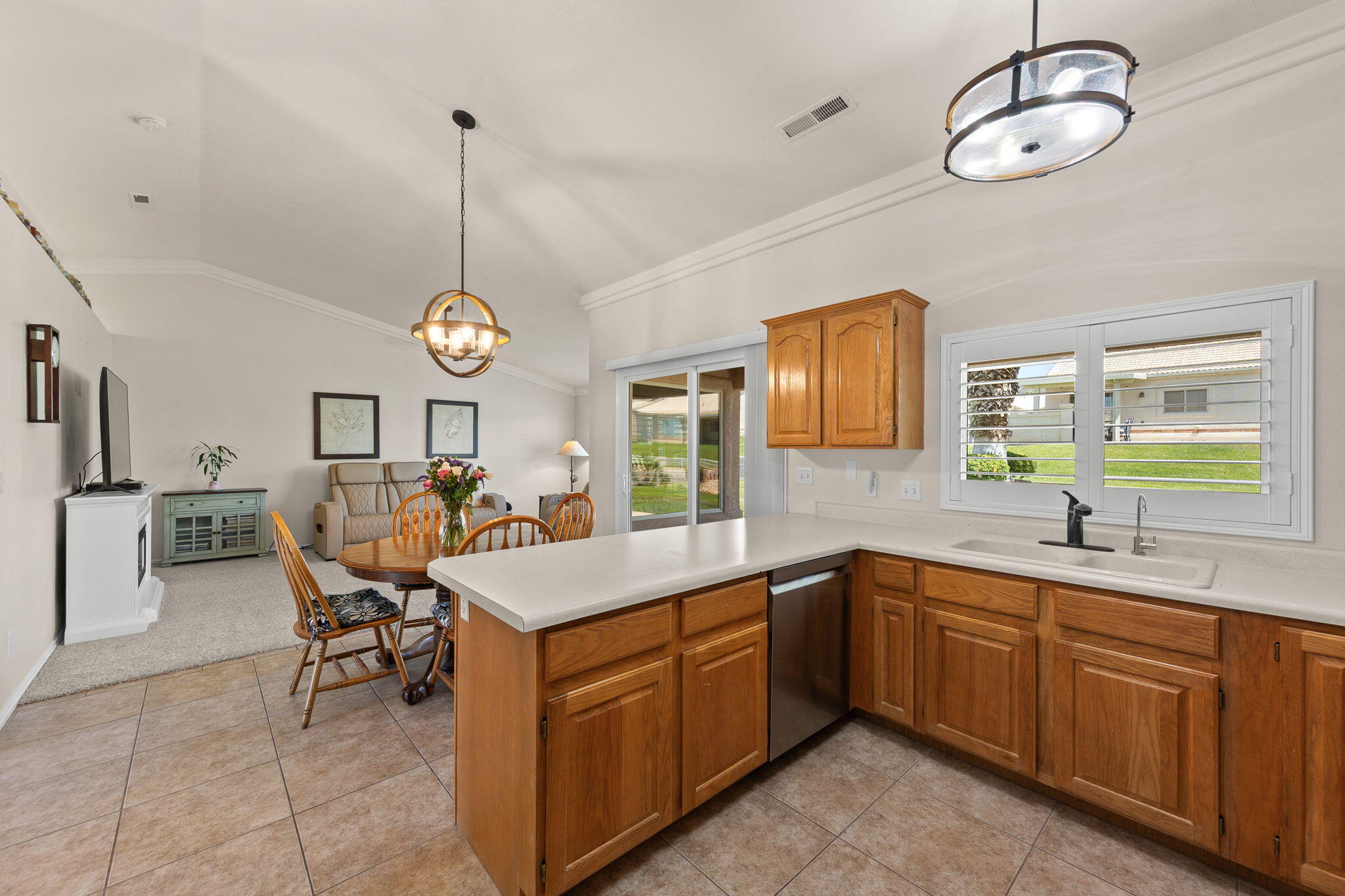 WEST SPRINGS TOWNHOMES - Residential