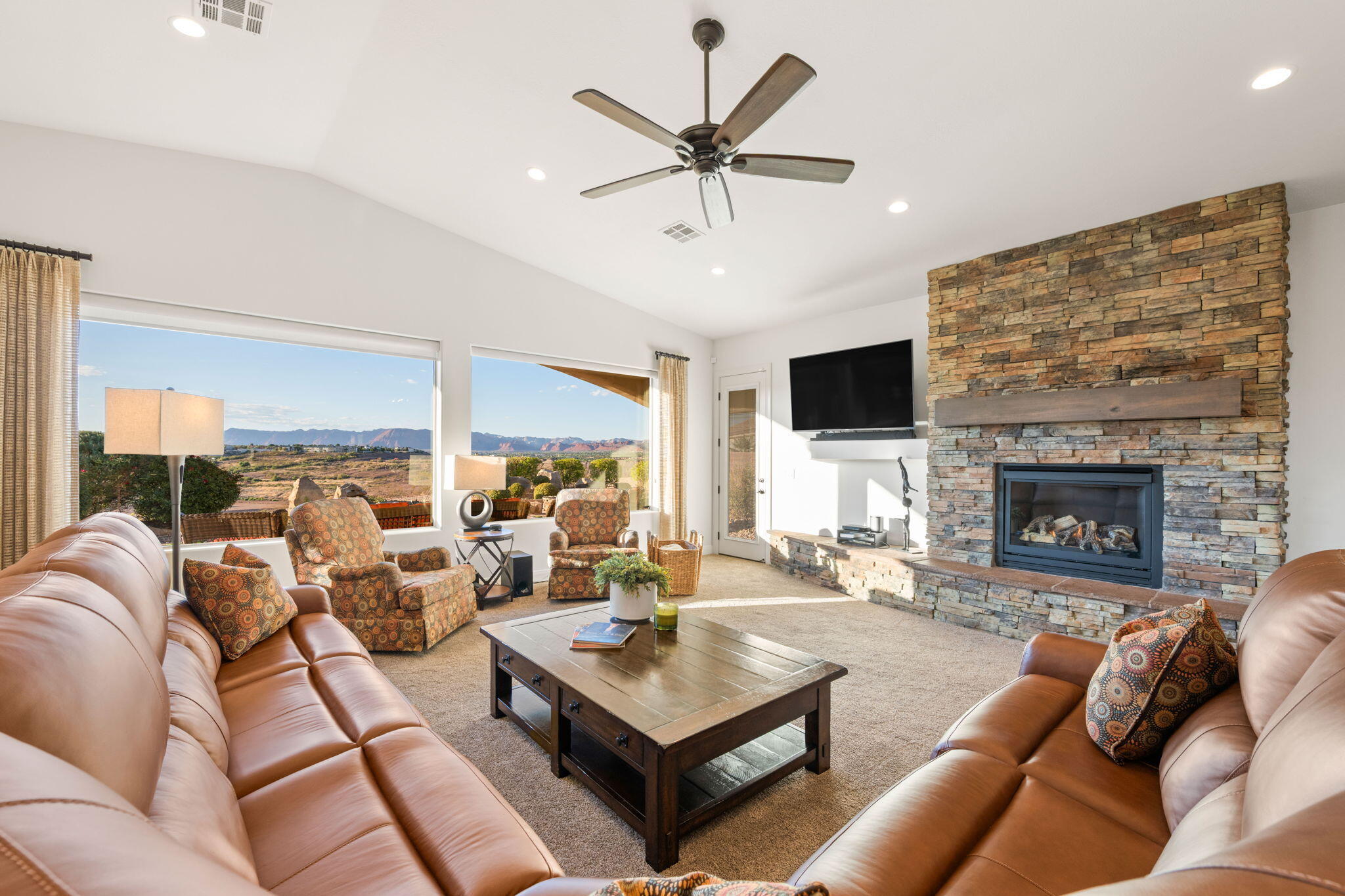 TUSCAN HEIGHTS - Residential