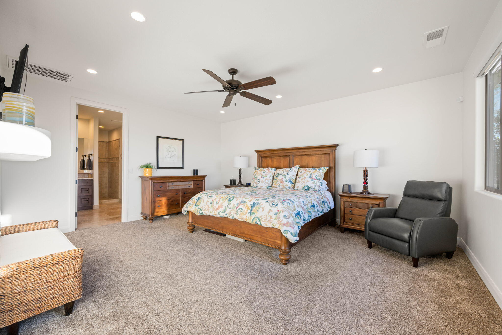 TUSCAN HEIGHTS - Residential