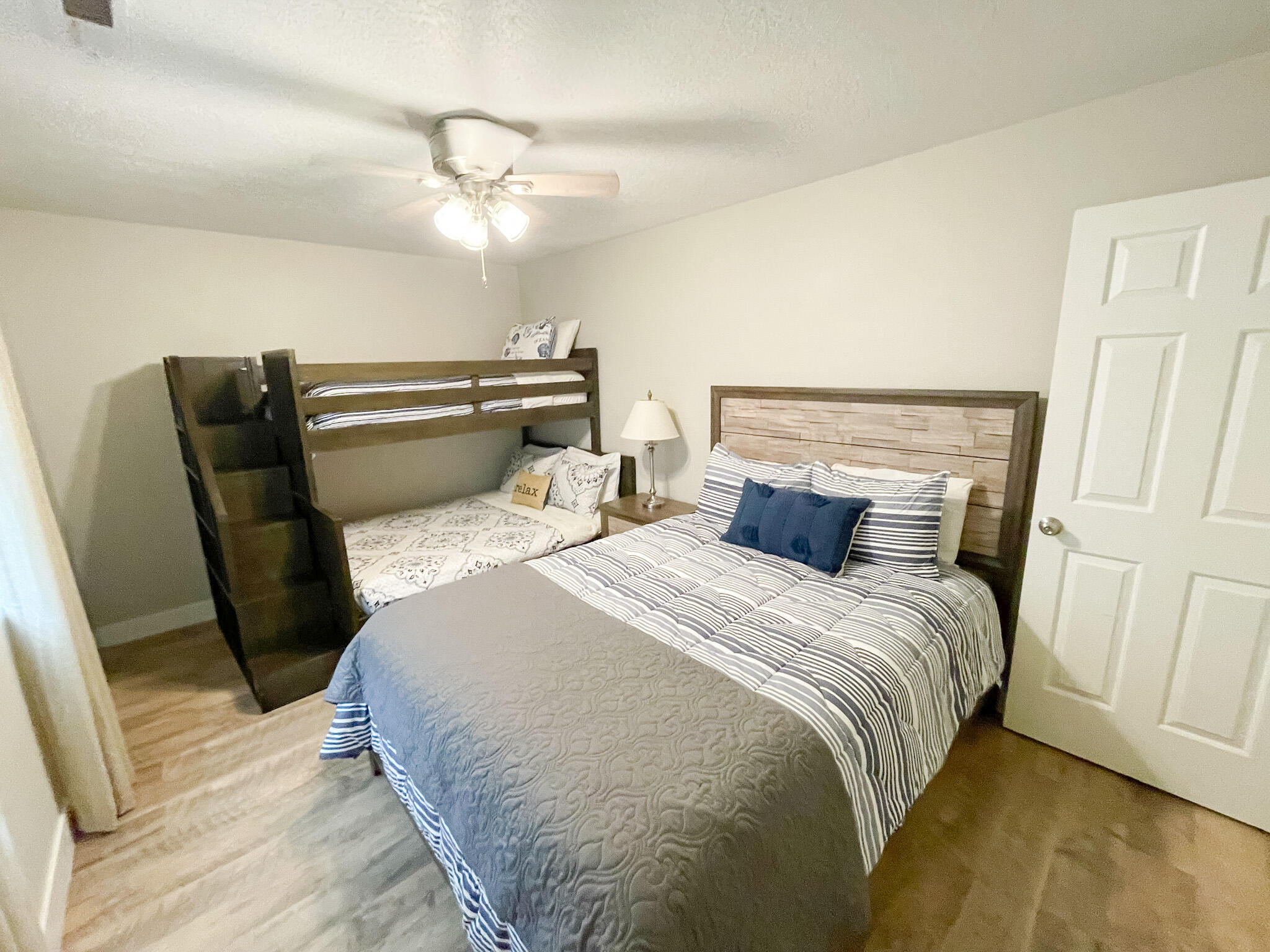 LAS PALMAS RESORT CONDOS - Residential