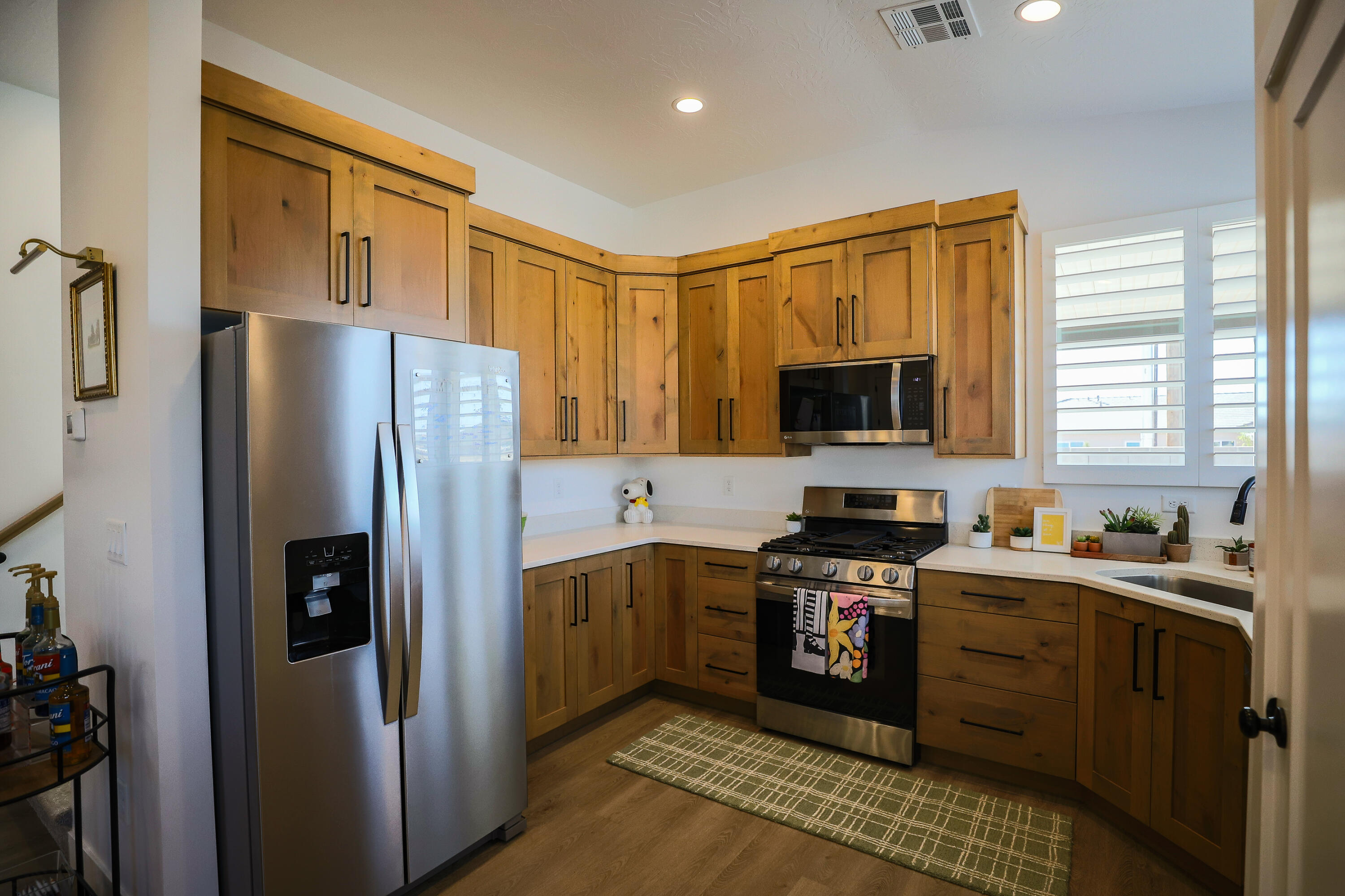 PEREGRINE POINTE WEST - Residential