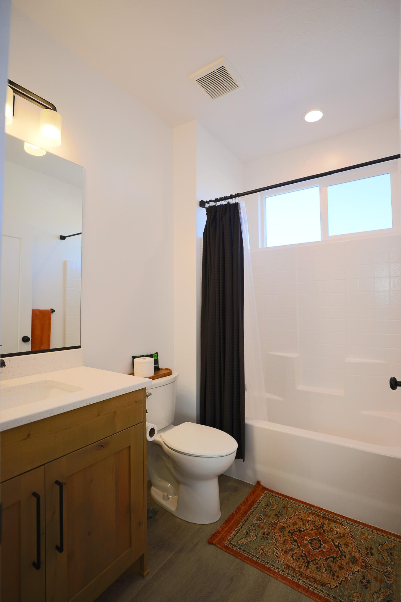 PEREGRINE POINTE WEST - Residential