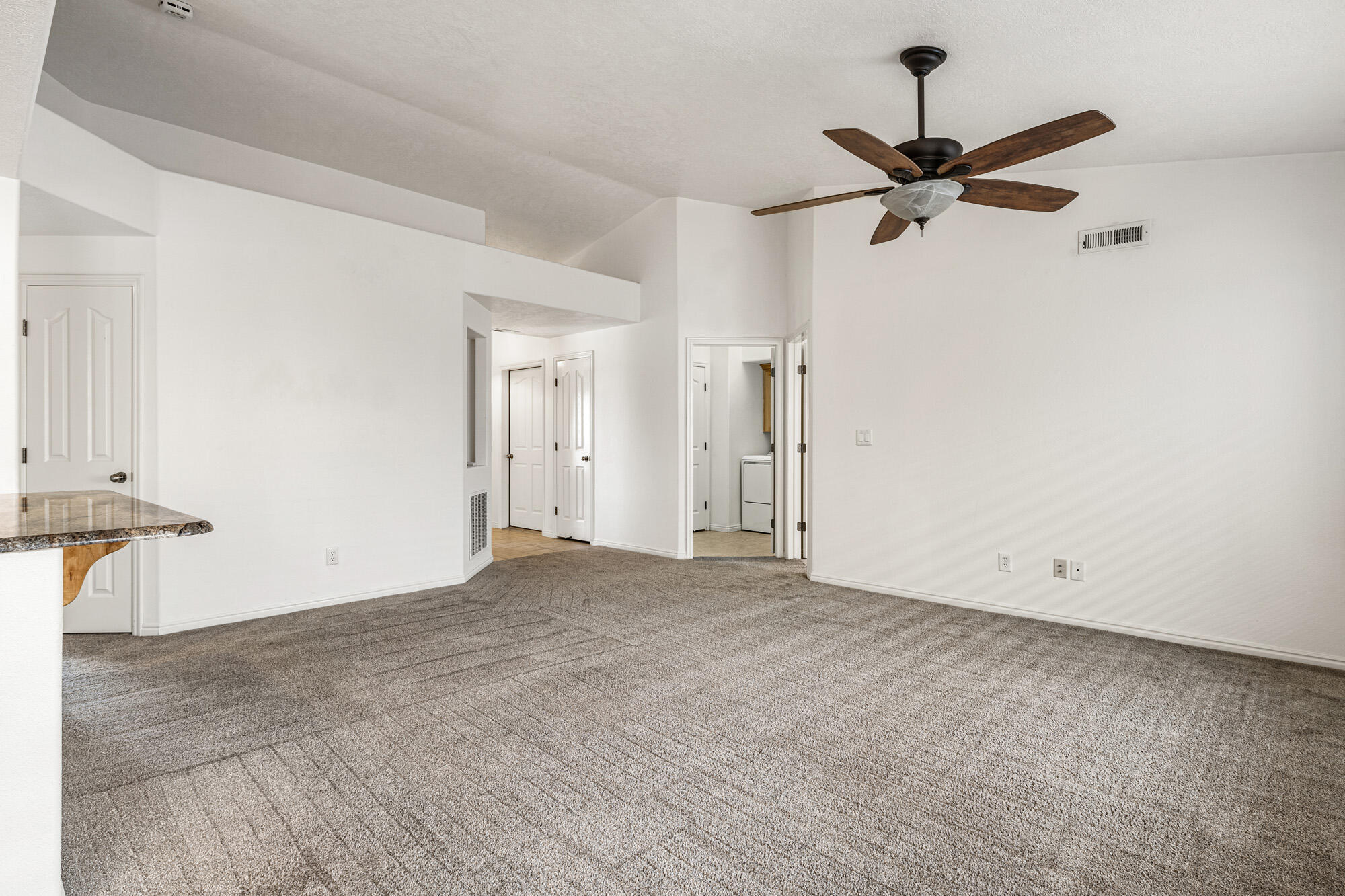 CAMEO PARK - Residential