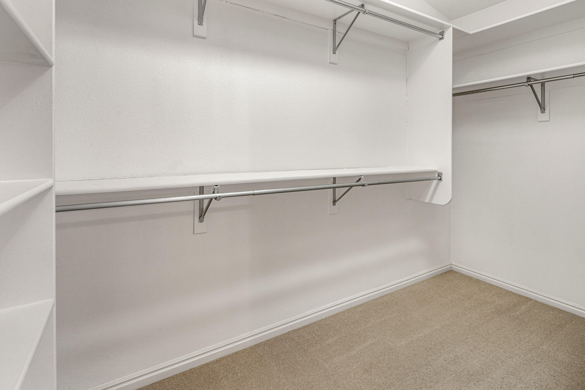 CAMEO PARK - Residential