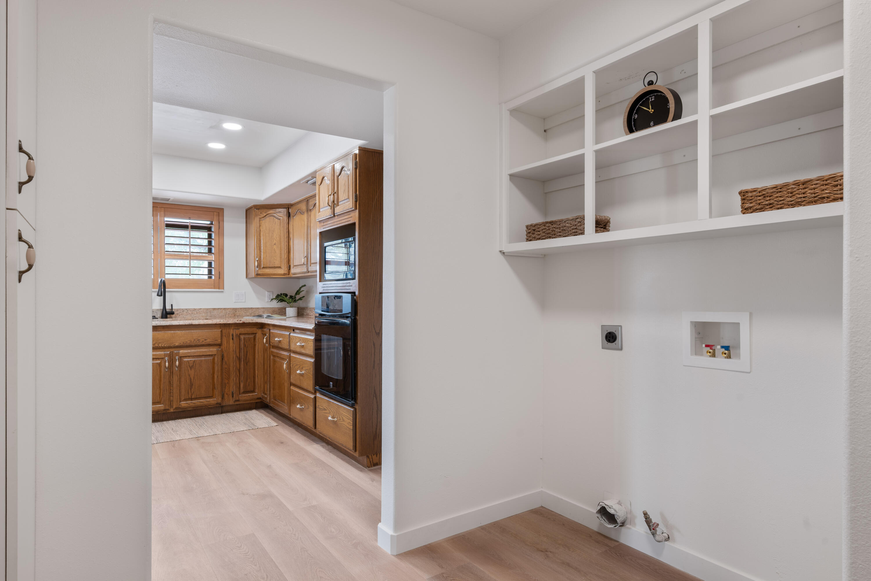 BLOOMINGTON HILLS - Residential