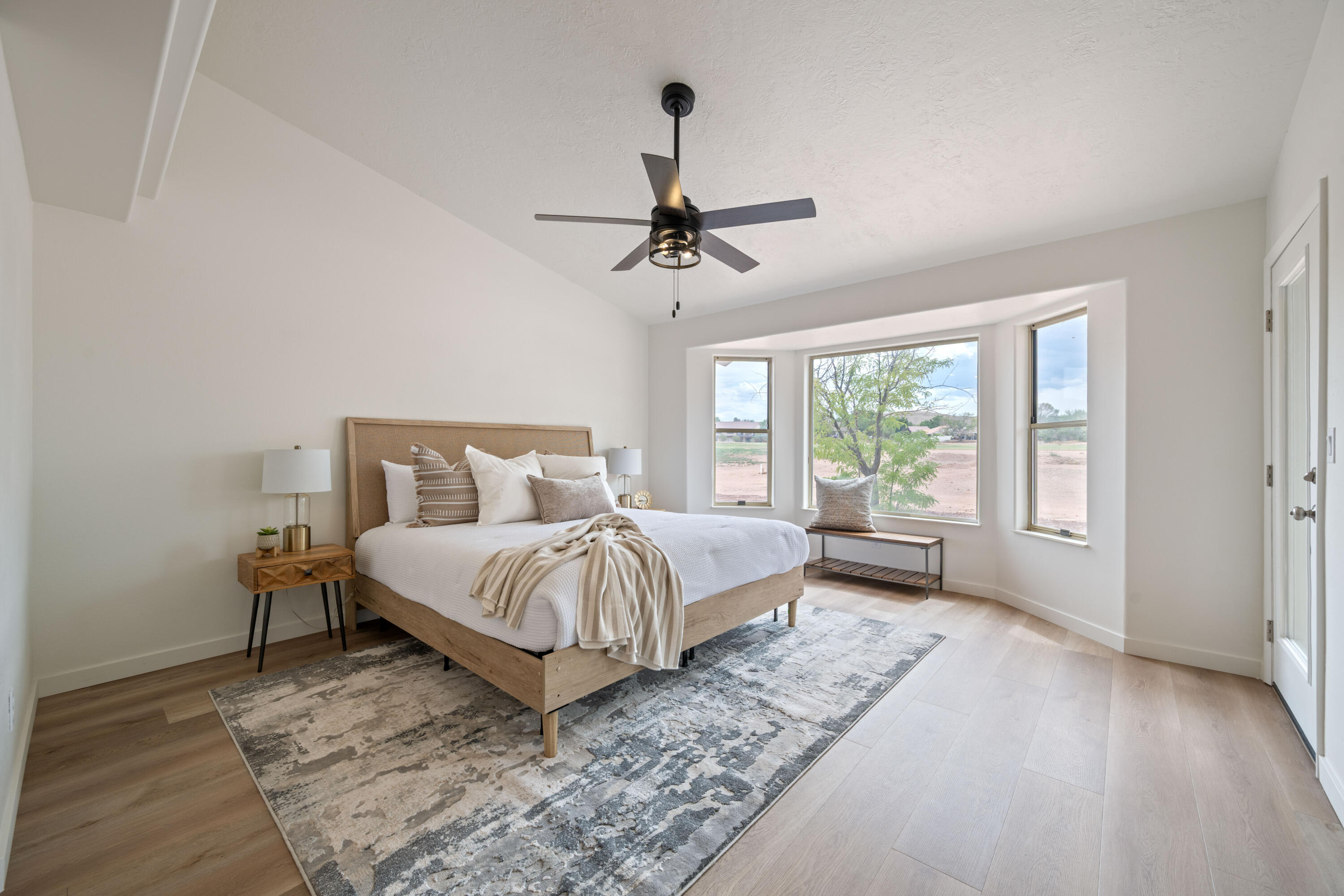 BLOOMINGTON HILLS - Residential