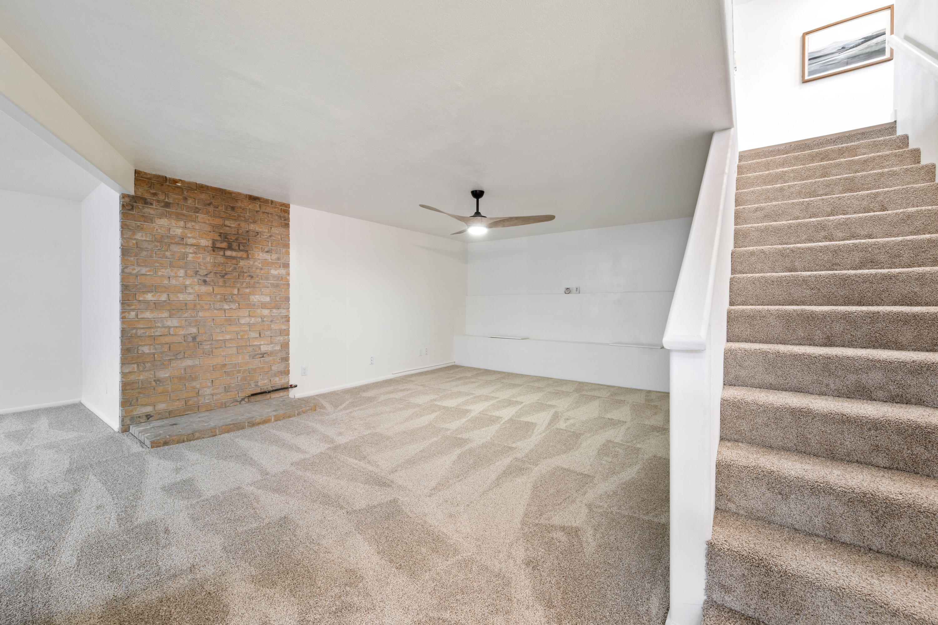 BLOOMINGTON HILLS - Residential