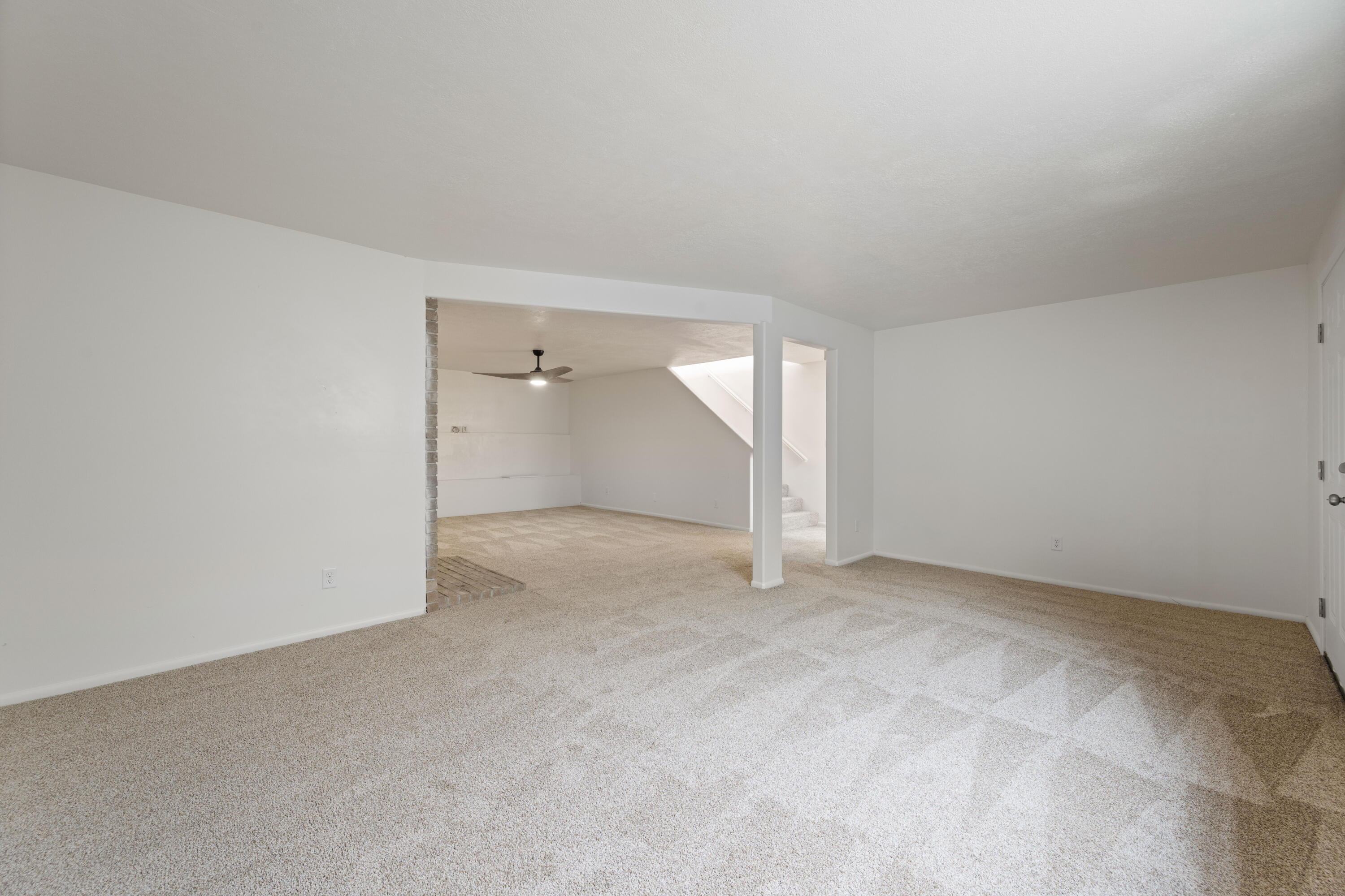 BLOOMINGTON HILLS - Residential