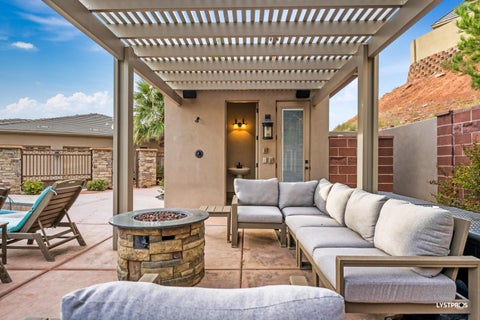 Tiny photo for 1210 W Indian Hills DR 27 #27, Saint George, UT 84770 (MLS # 26-276850)