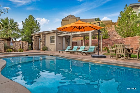 Photo of 1210 W Indian Hills DR 27 #27, Saint George, UT 84770 (MLS # 26-276850)