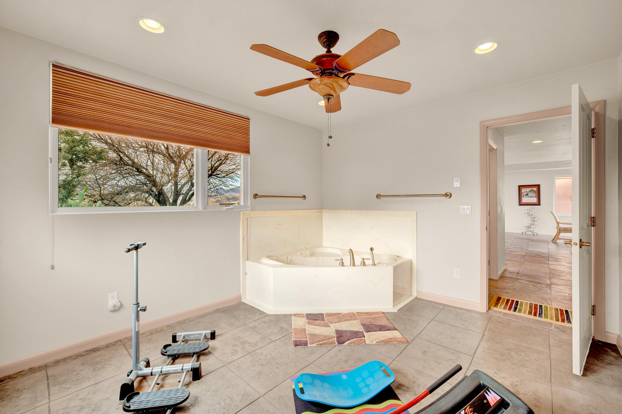 TUWEAP SHONTO - Residential