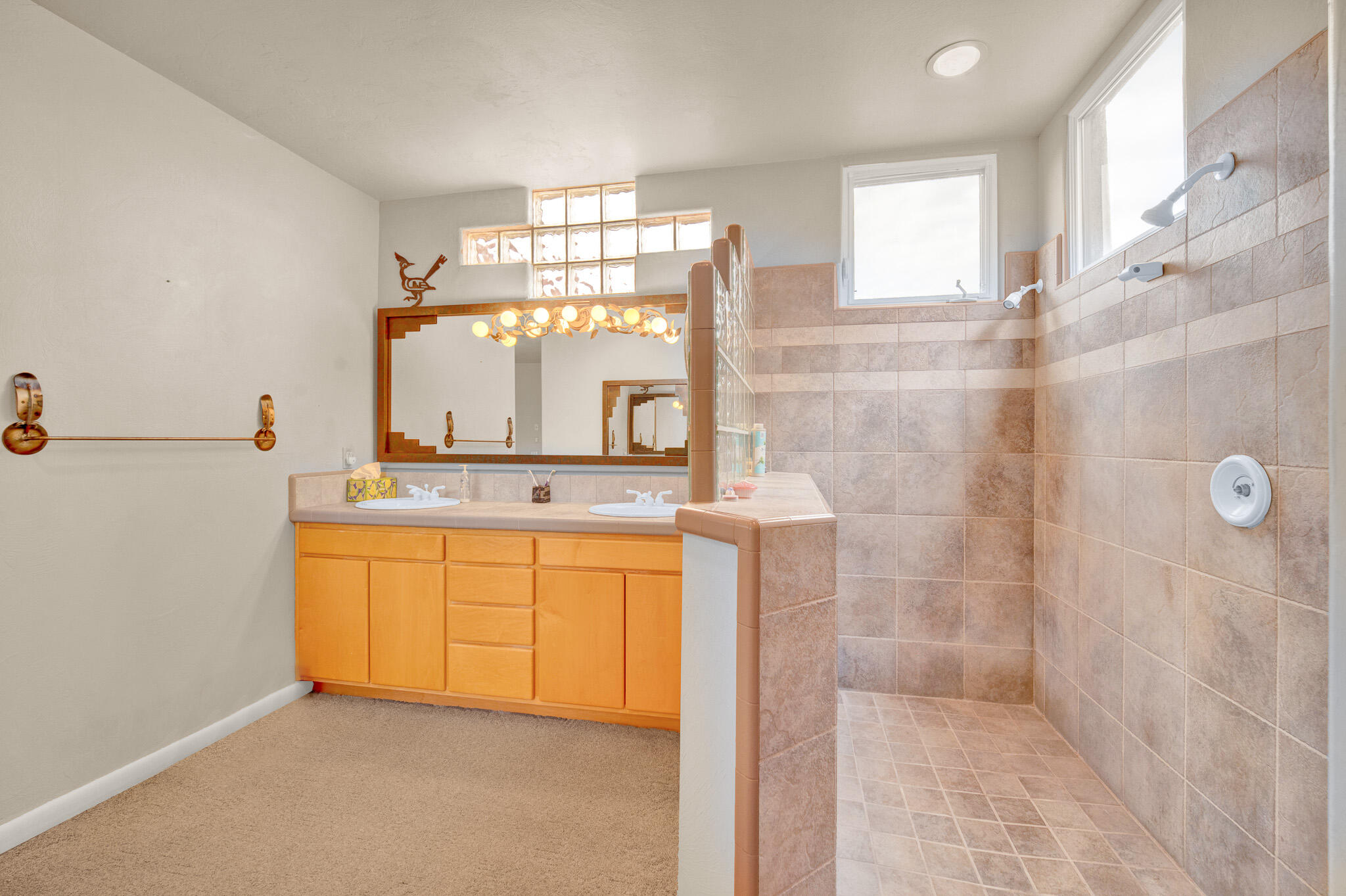 TUWEAP SHONTO - Residential