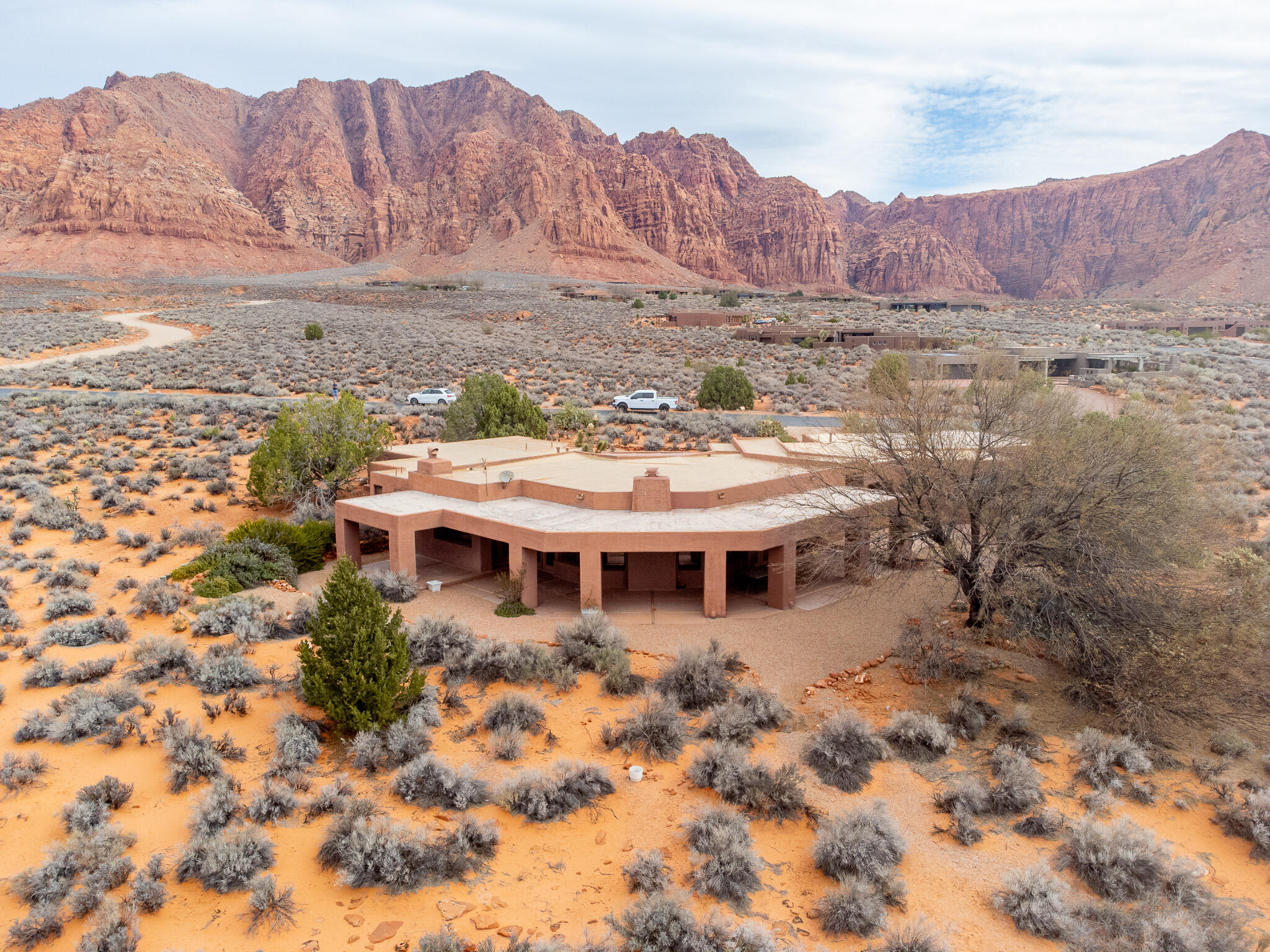 TUWEAP SHONTO - Residential