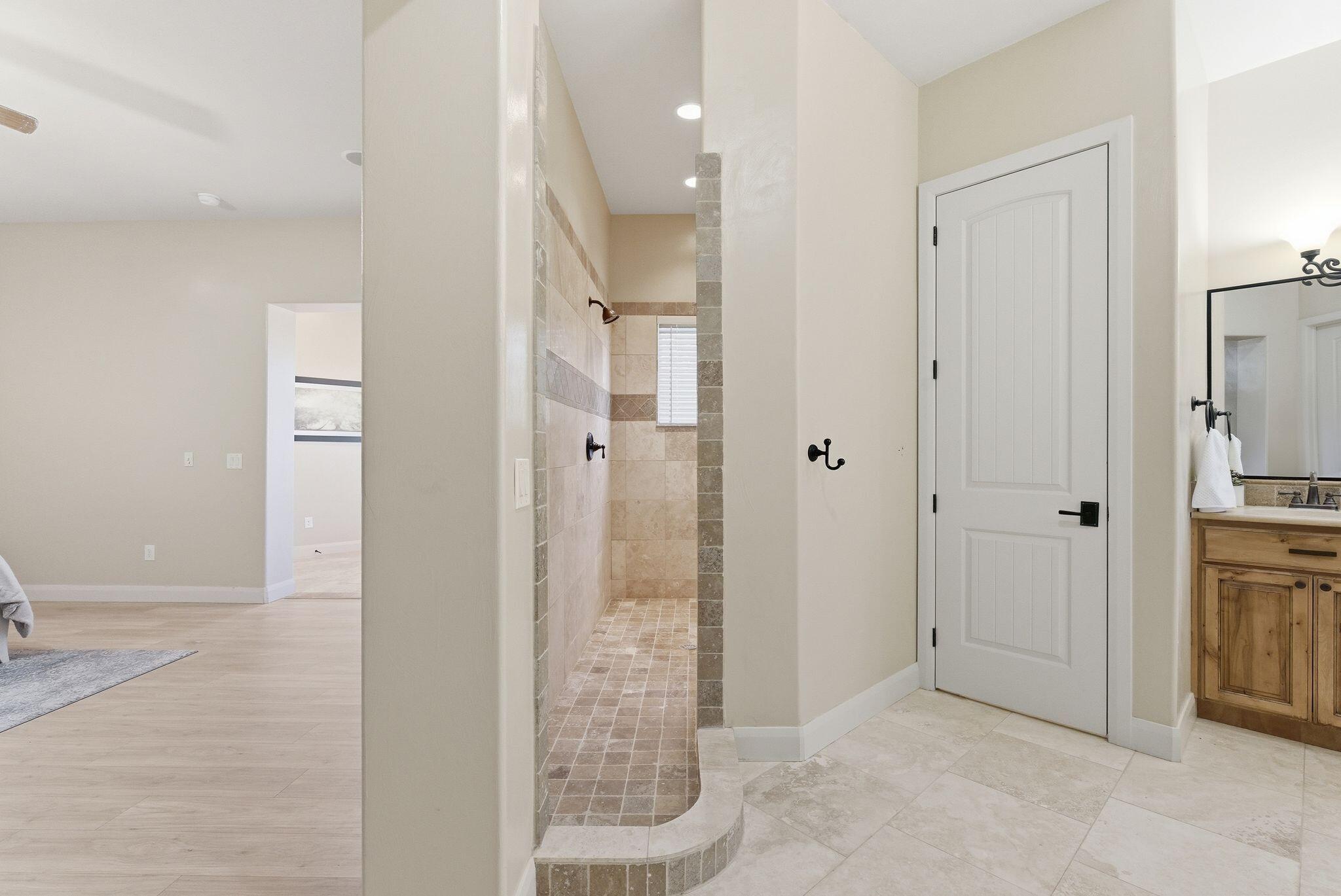 CORAL CANYON - Residential