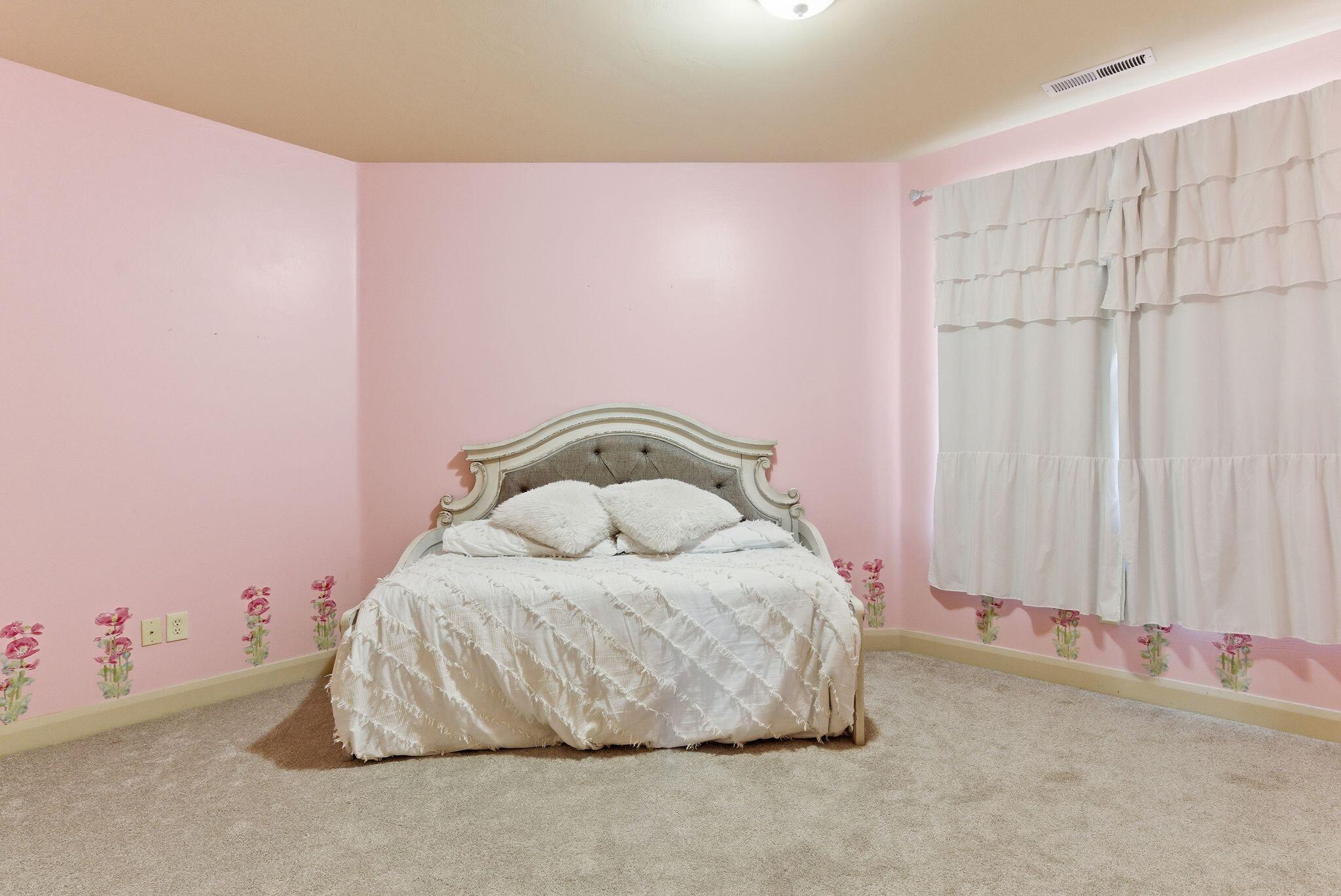 CORAL CANYON - Residential