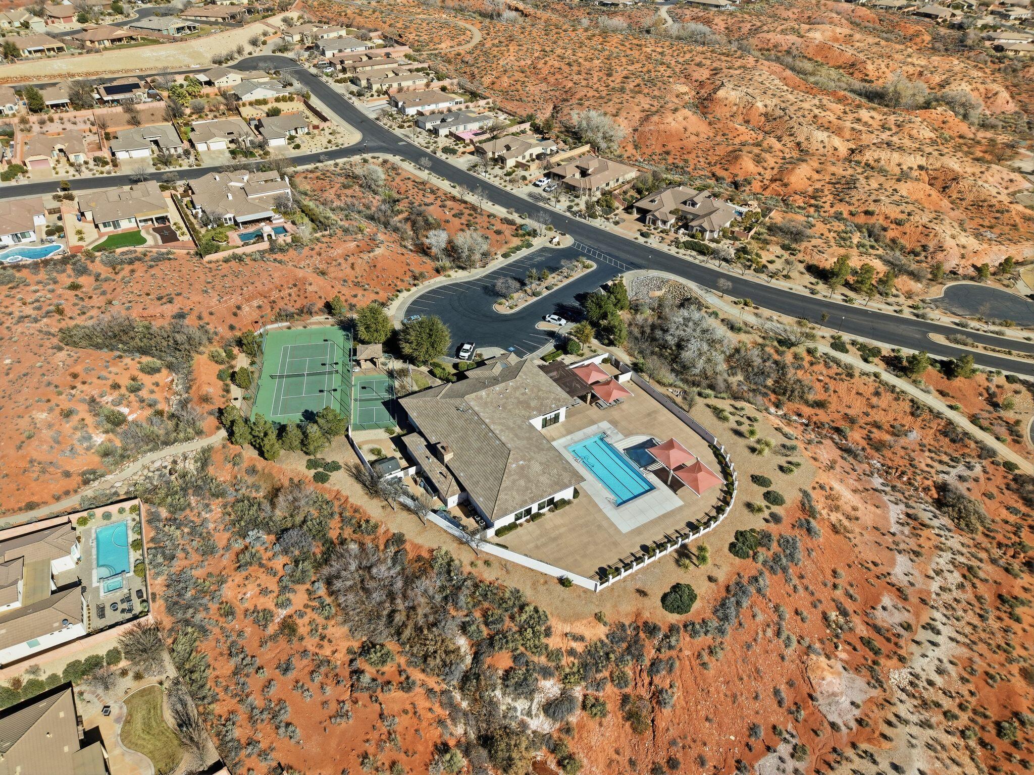 CORAL CANYON - Residential
