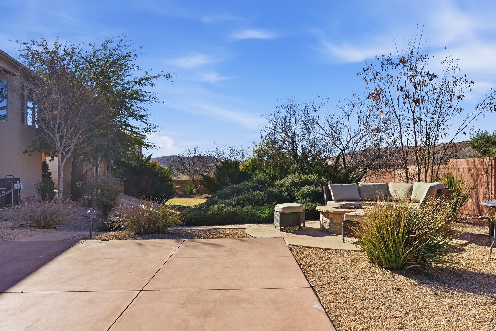 CORAL CANYON - Residential