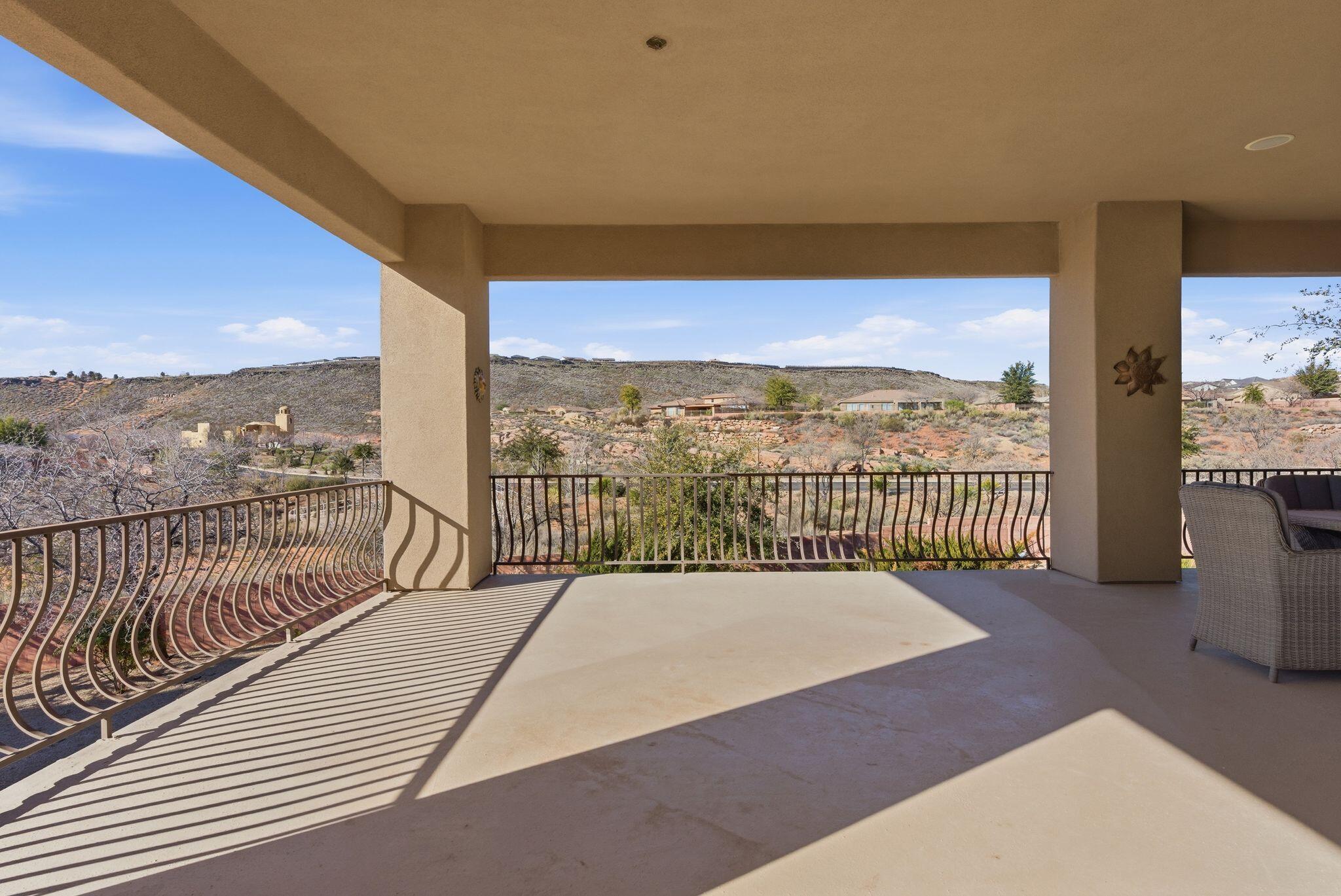 CORAL CANYON - Residential