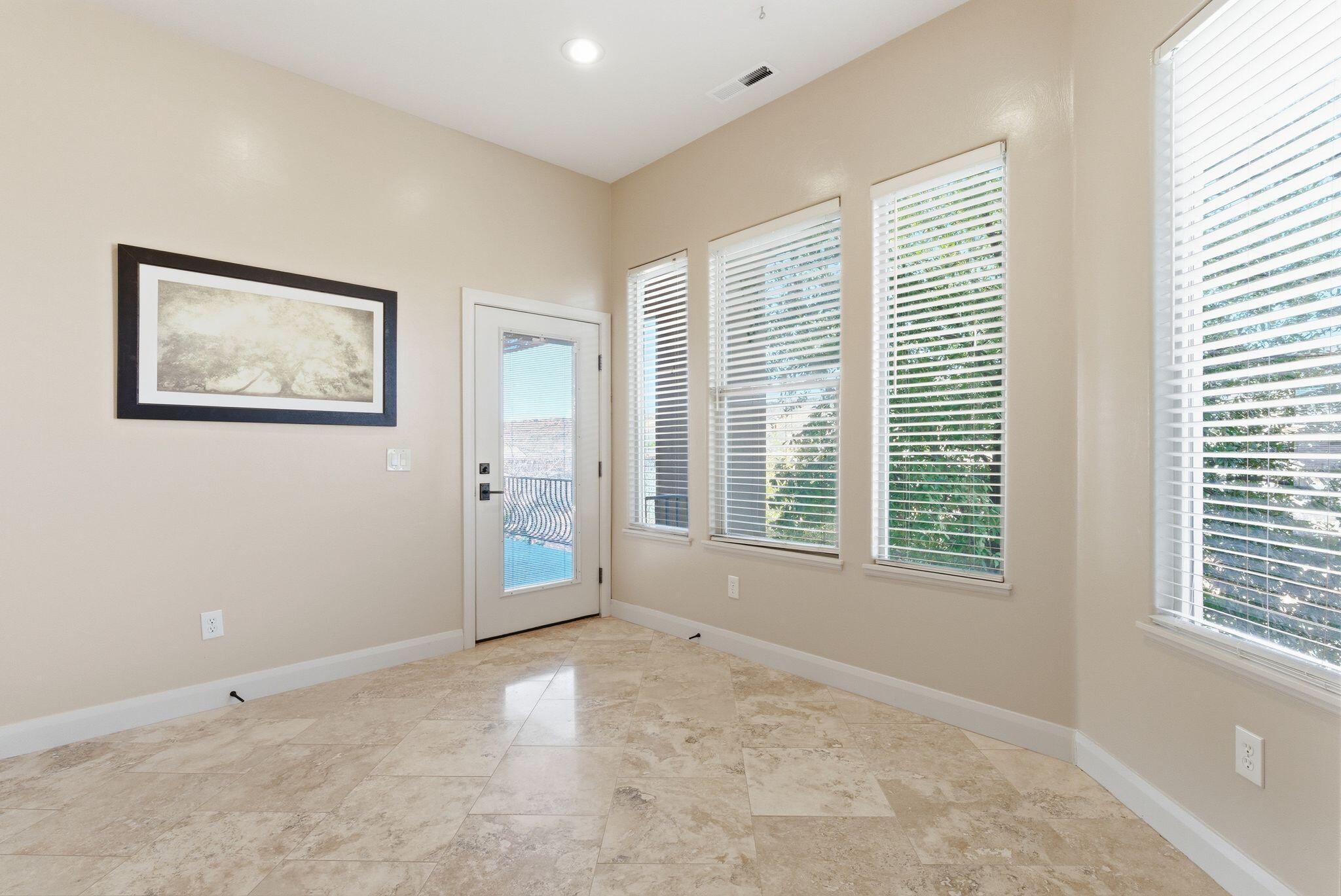 CORAL CANYON - Residential