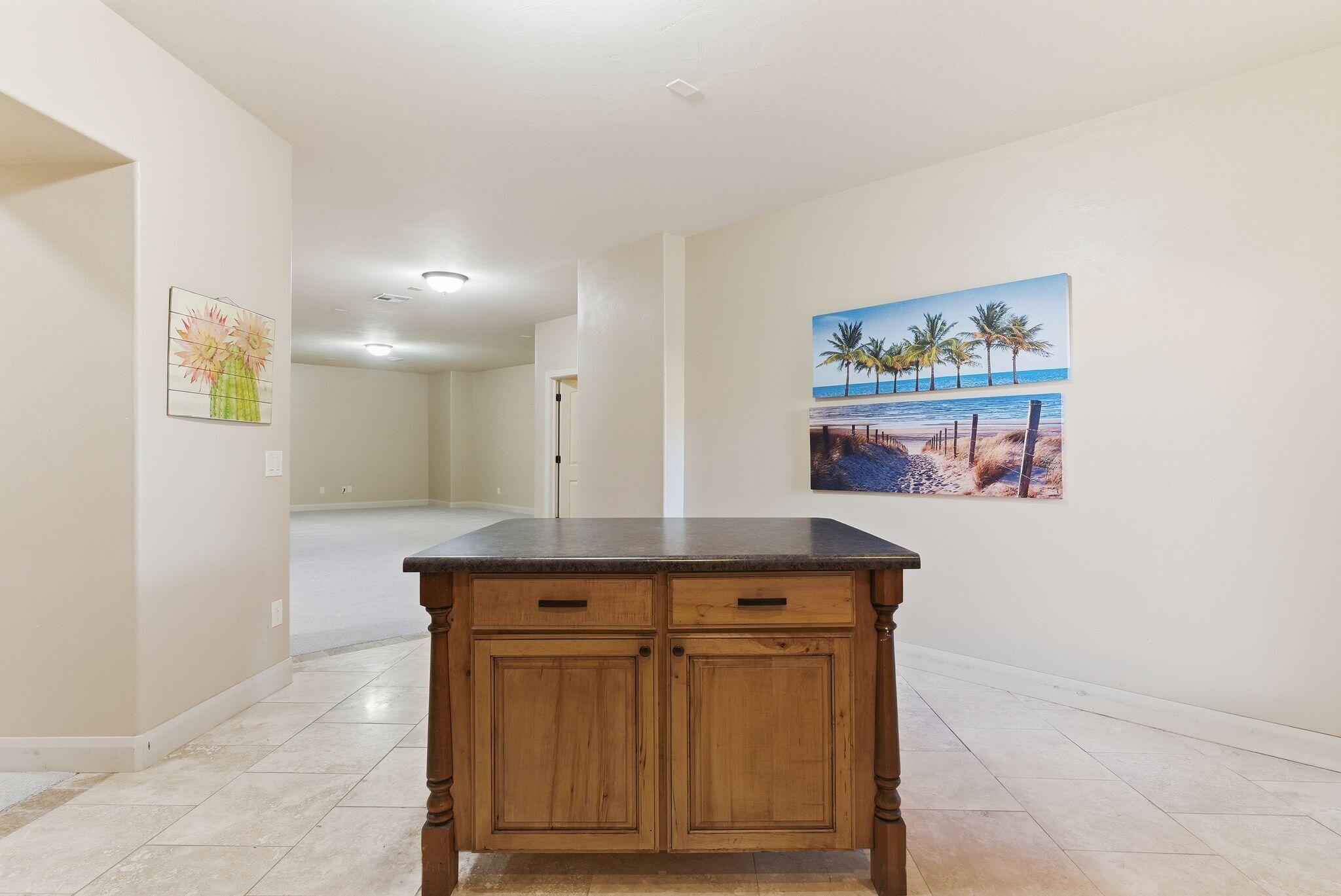 CORAL CANYON - Residential